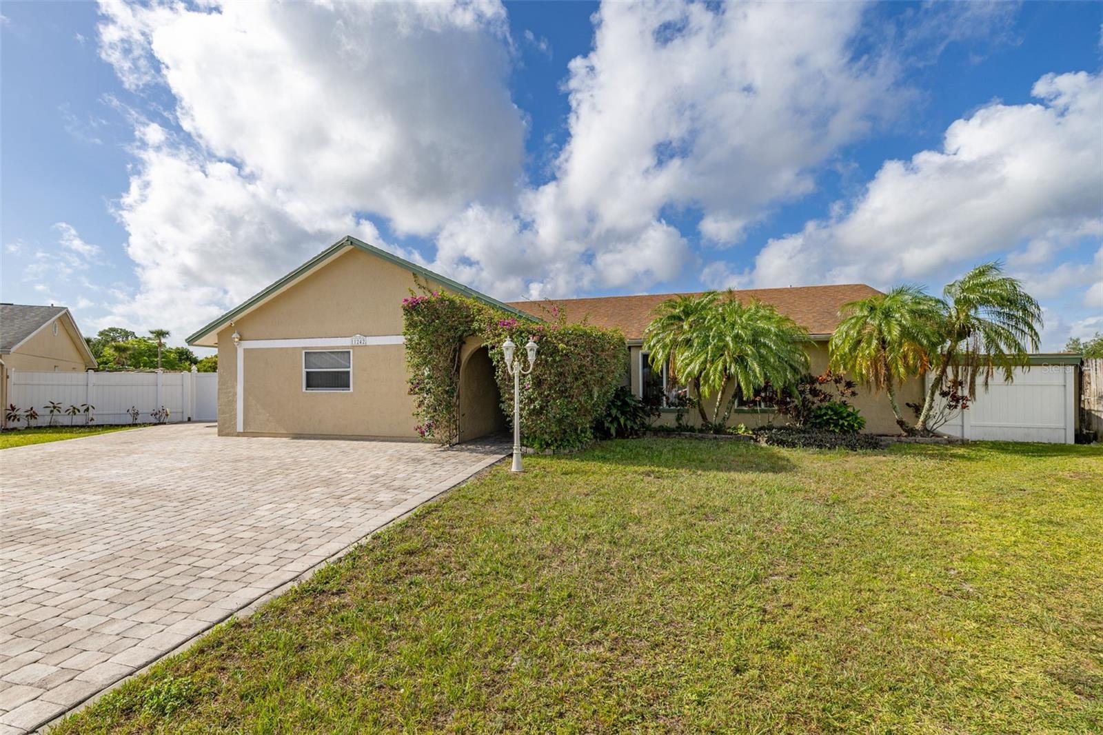 11242 STONE GATE CT, ORLANDO, FL, 32837