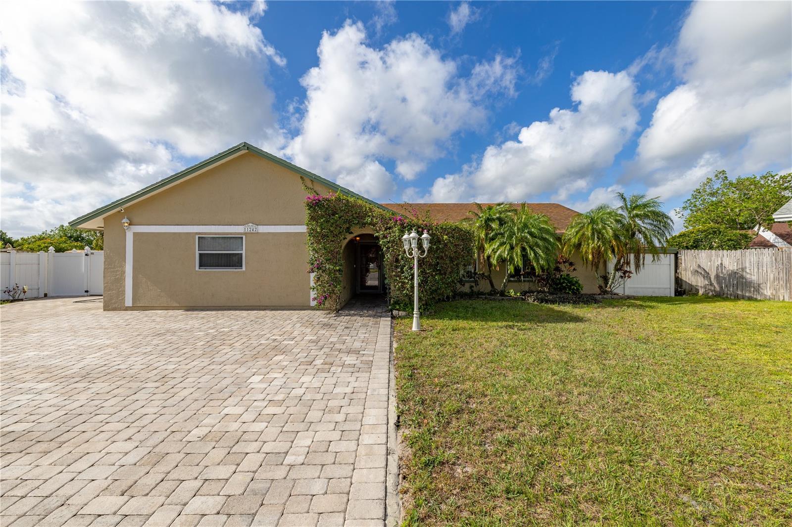 11242 STONE GATE CT, ORLANDO, FL, 32837