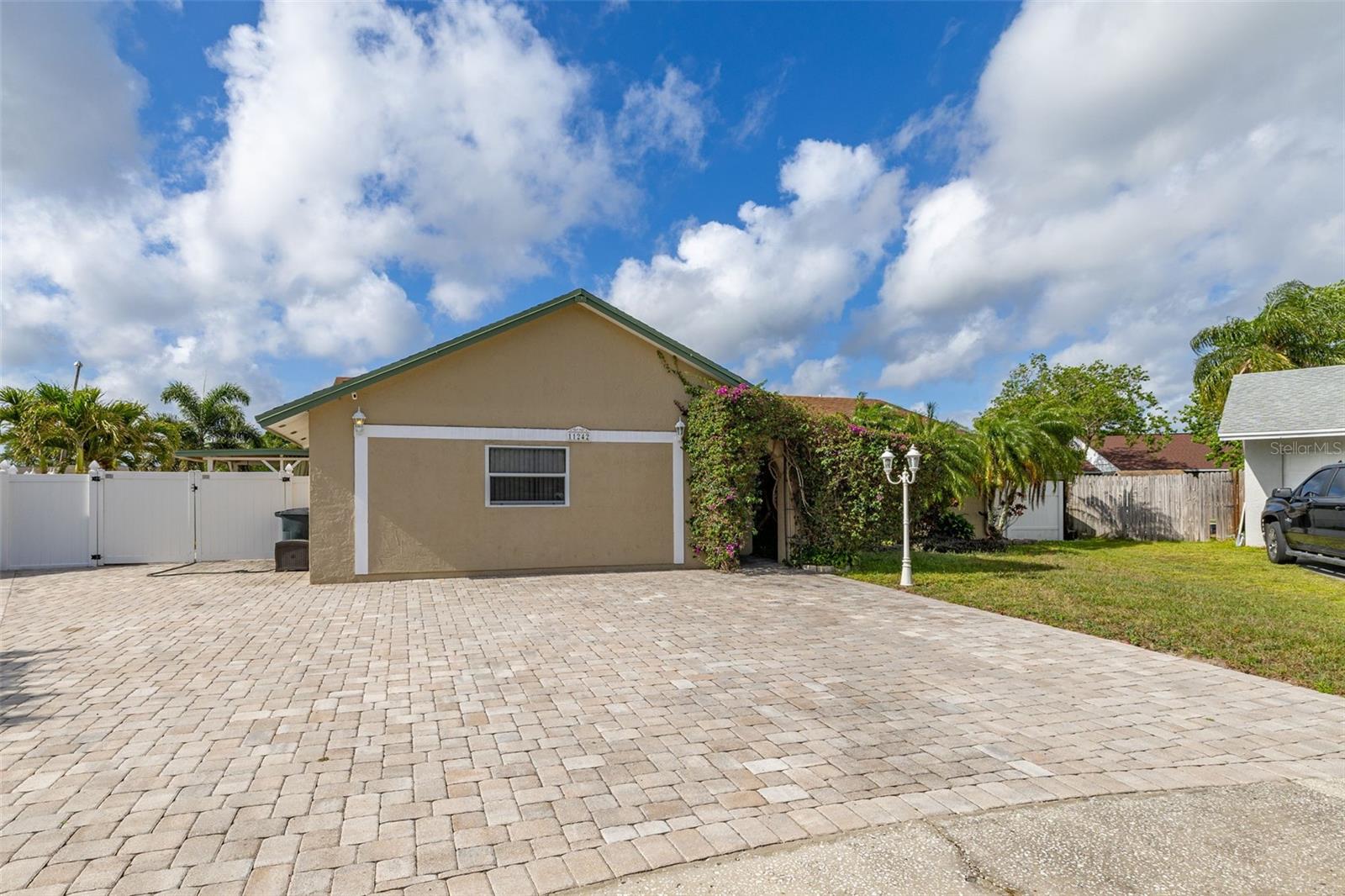 11242 STONE GATE CT, ORLANDO, FL, 32837