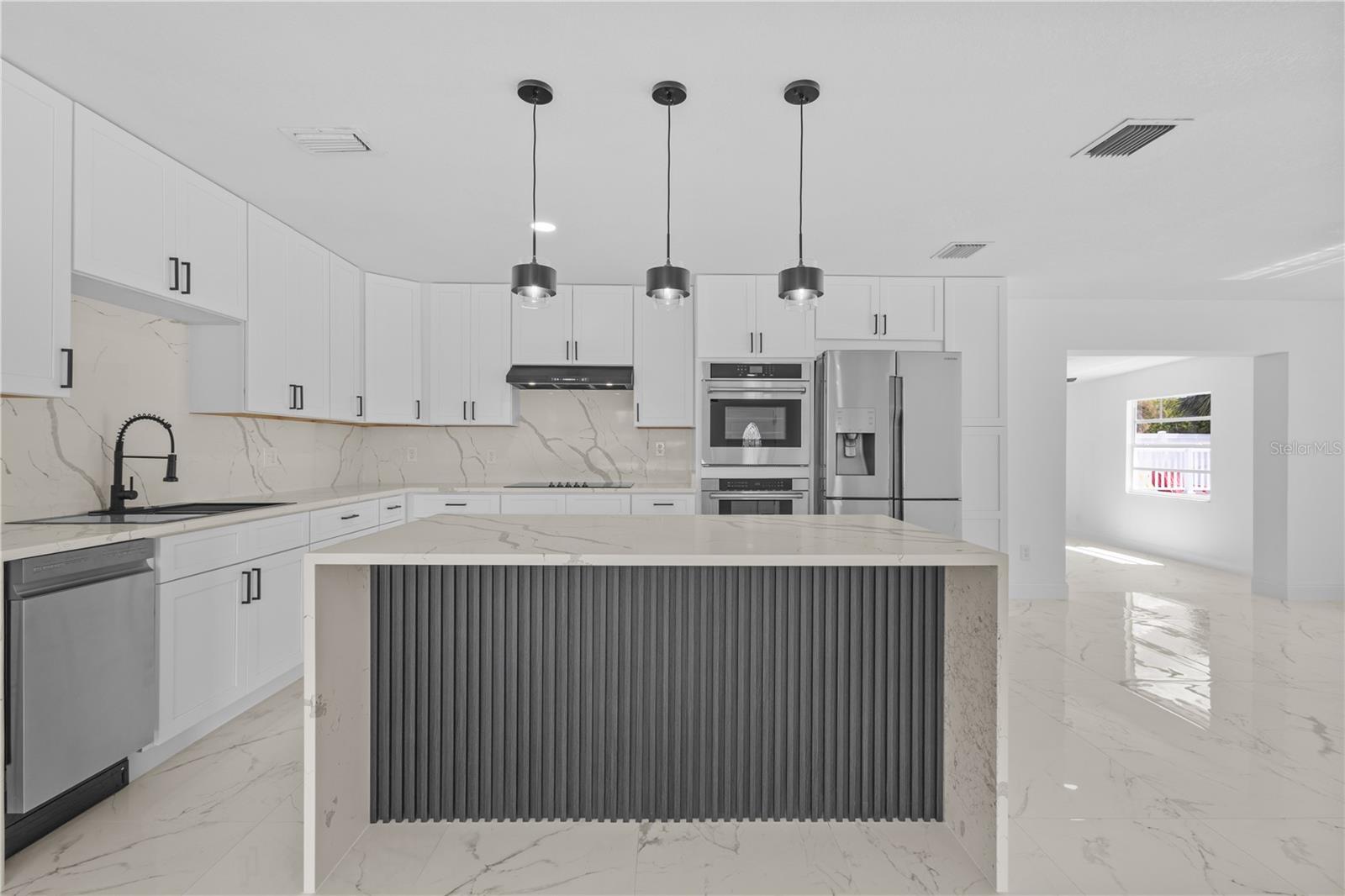 6001 TAMPA SHORES BLVD, TAMPA, FL, 33615