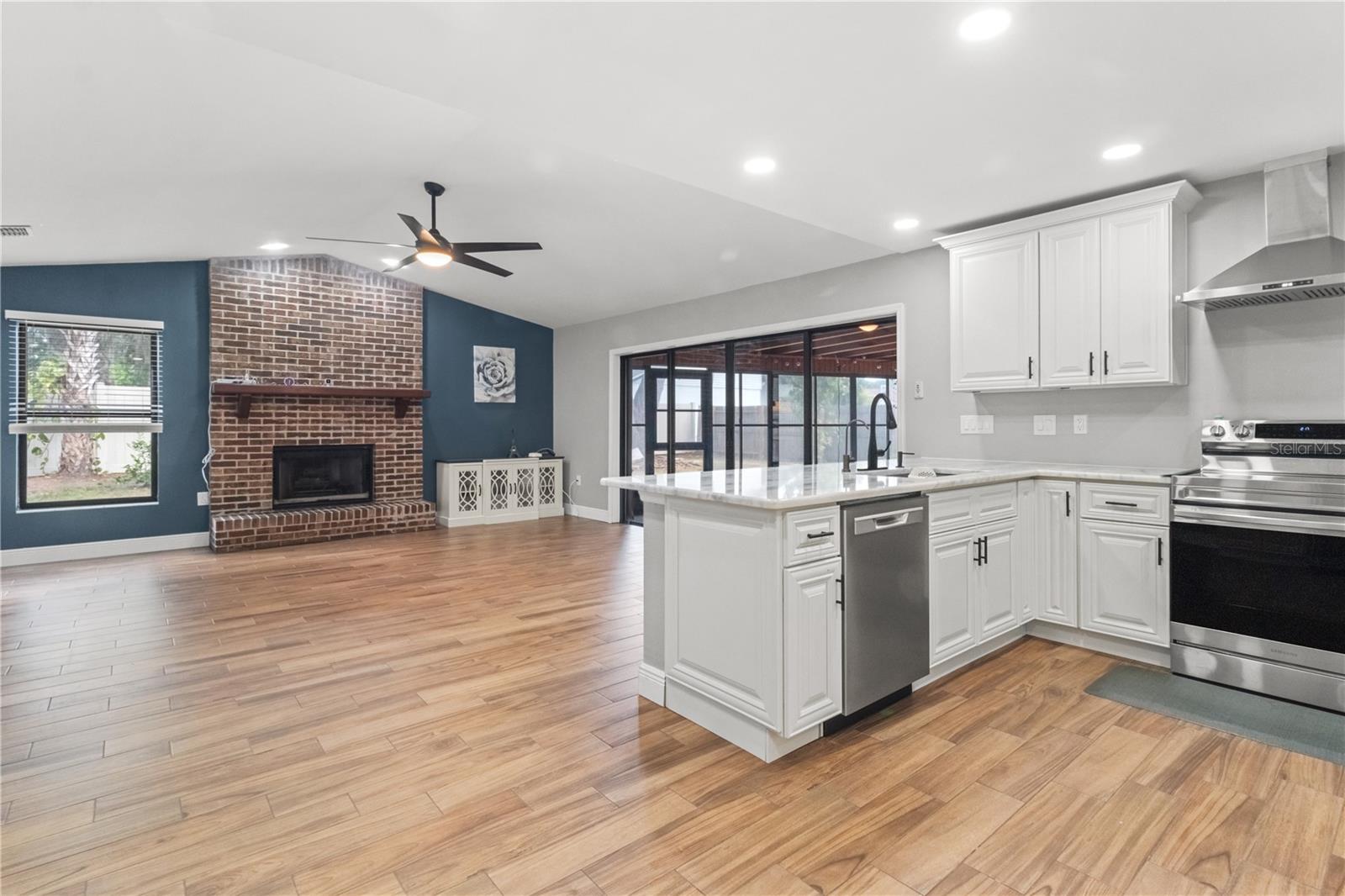 6402 BEECHNUT DR, LAKELAND, FL, 33813