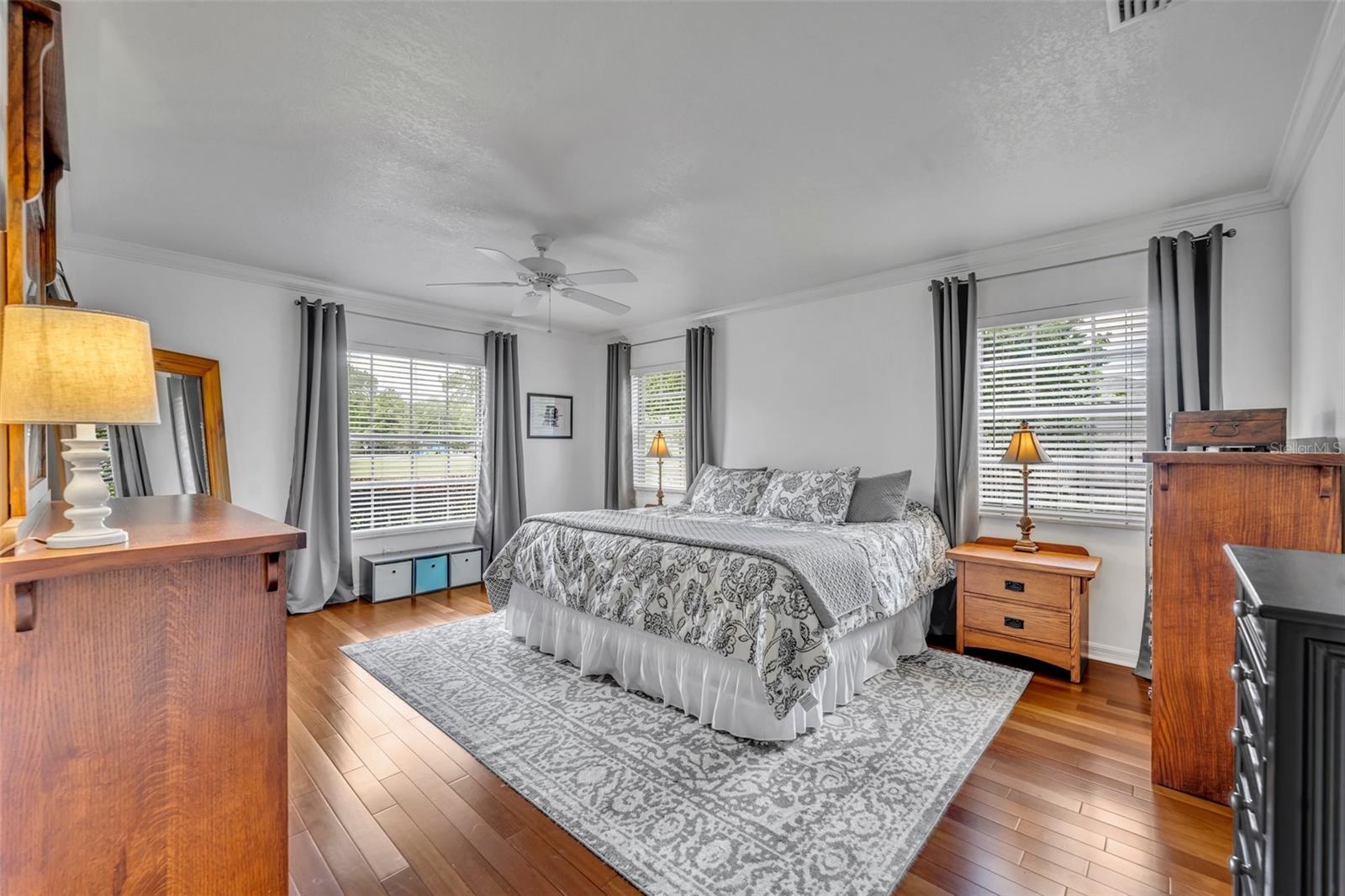 401 SANFORD AVE, LONGWOOD, FL, 32750