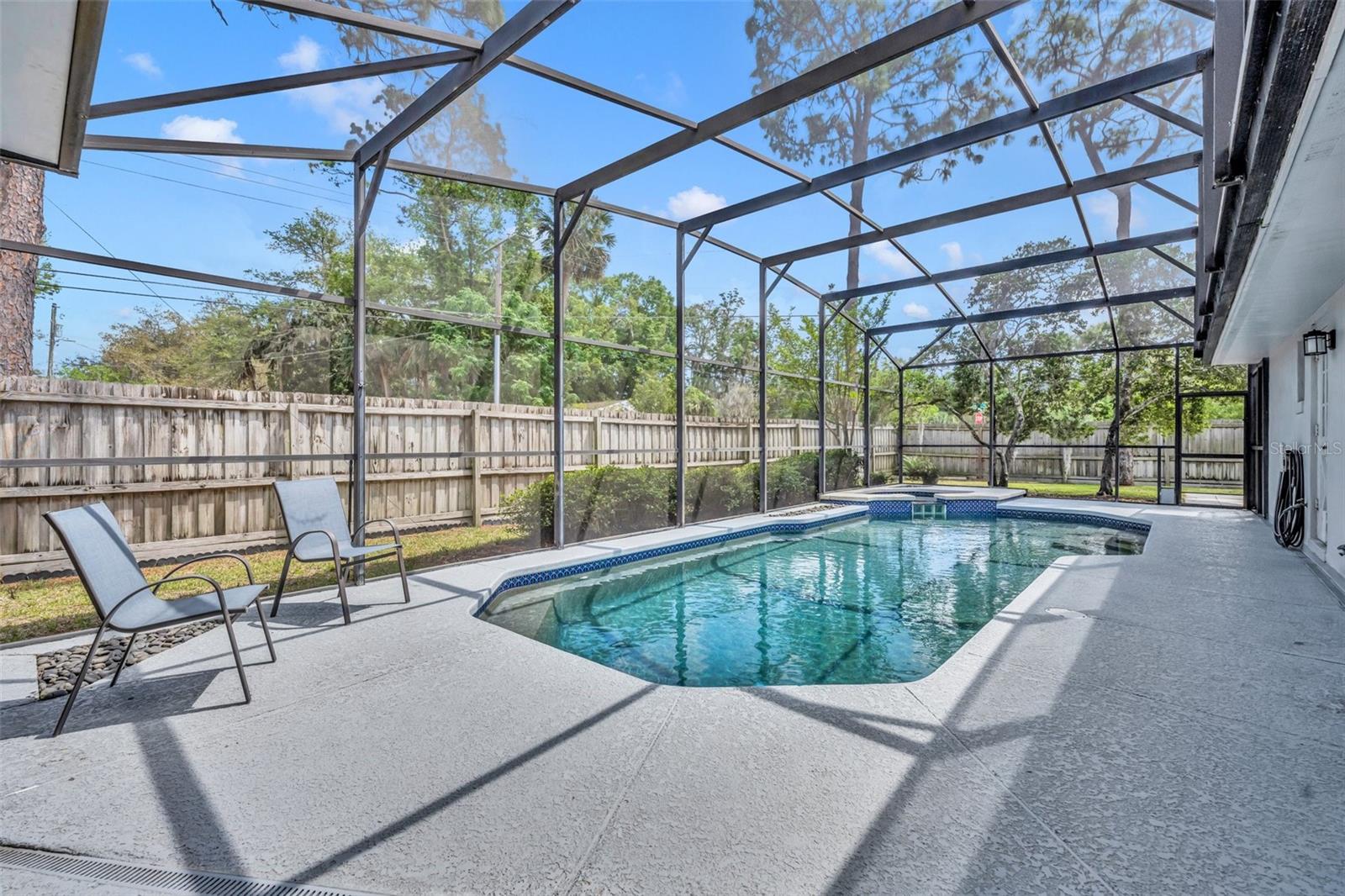 401 SANFORD AVE, LONGWOOD, FL, 32750