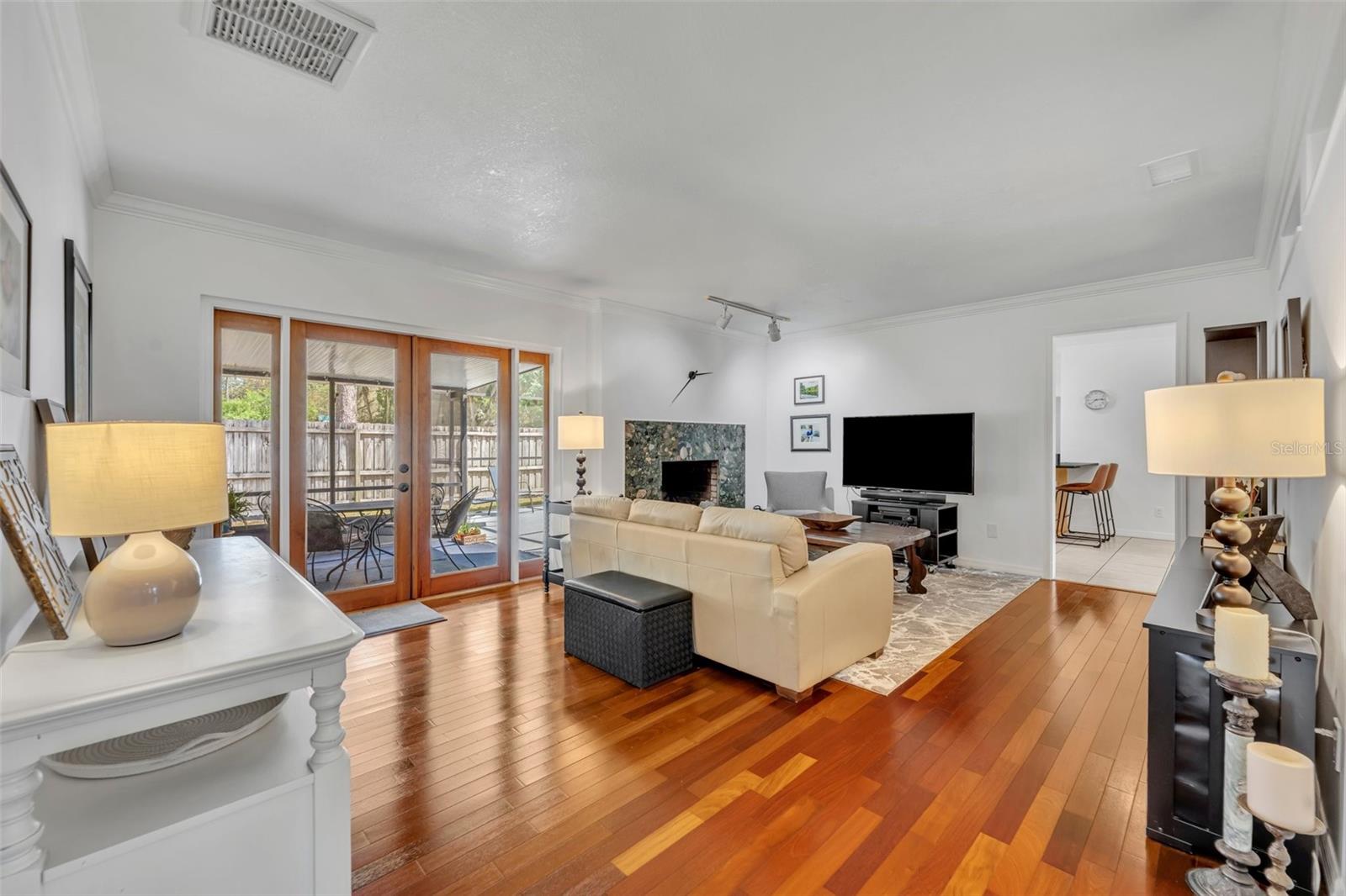 401 SANFORD AVE, LONGWOOD, FL, 32750