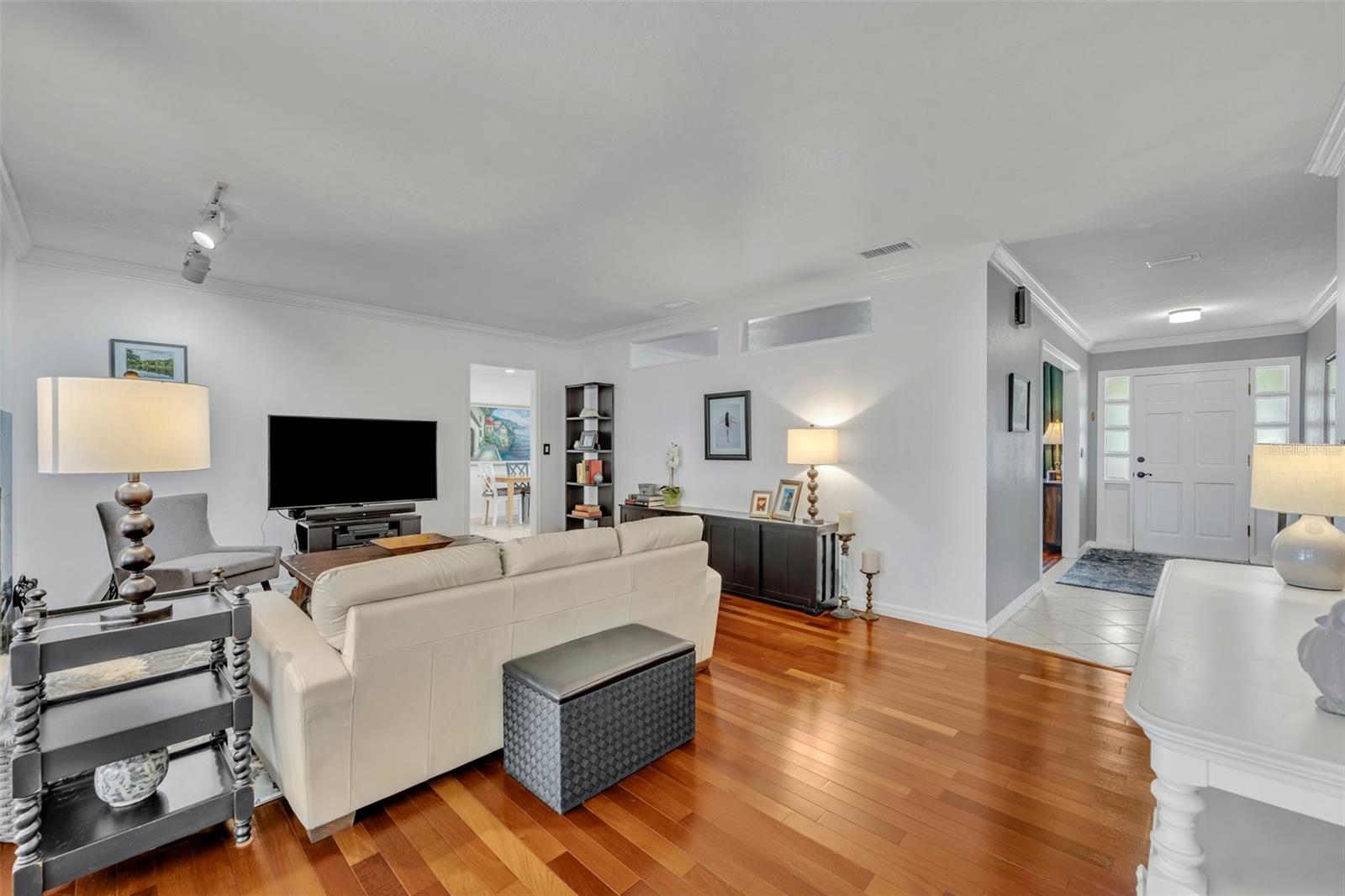 401 SANFORD AVE, LONGWOOD, FL, 32750