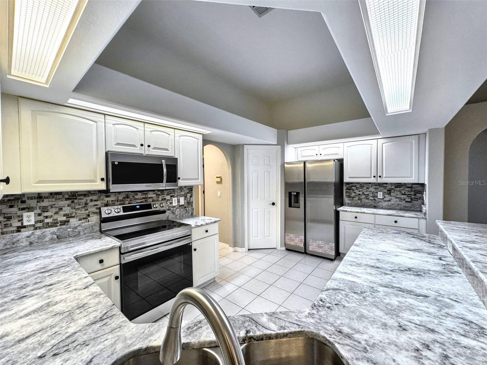 1200 MONTHEATH CIR, OCOEE, FL, 34761