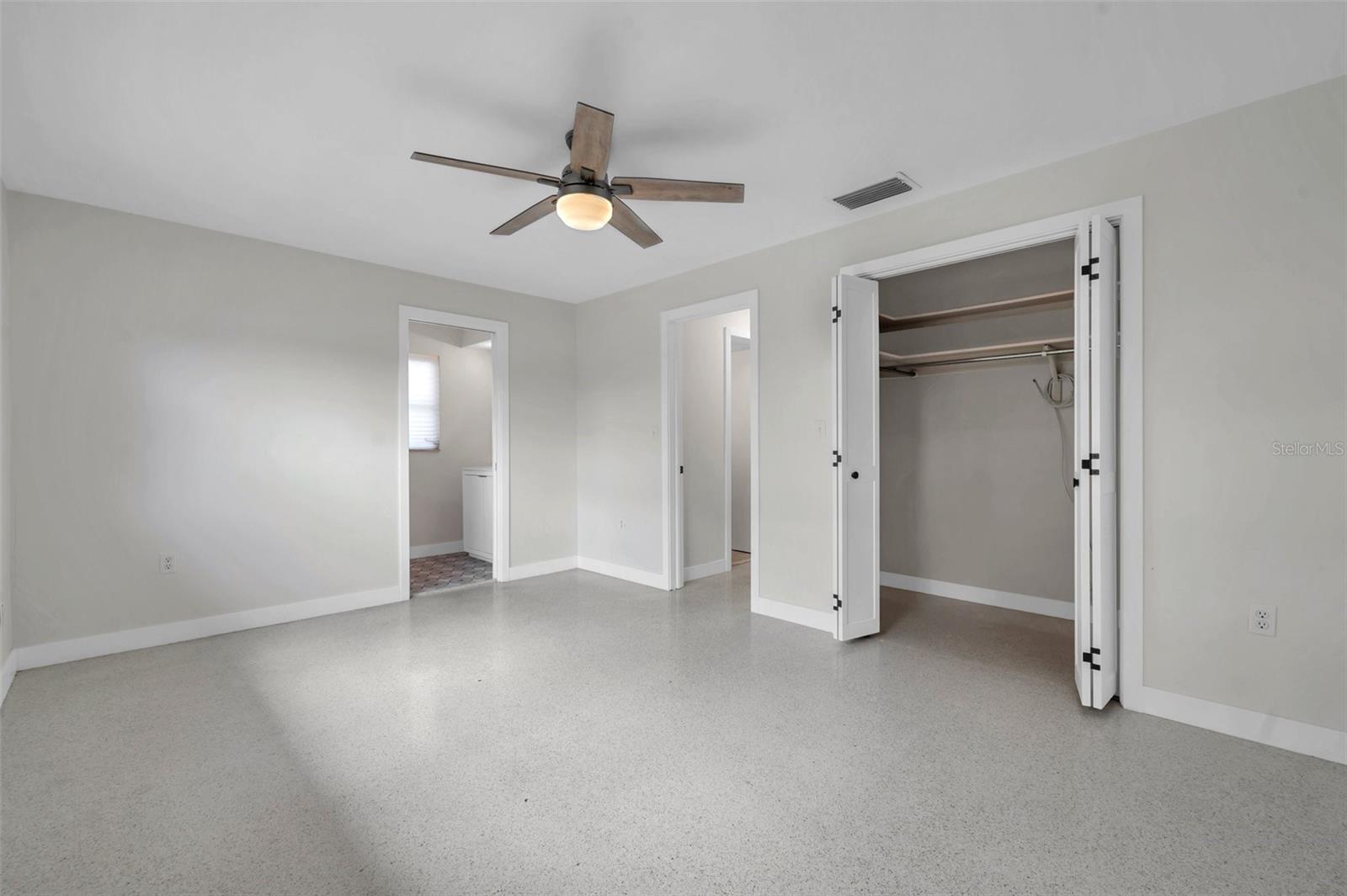 2049 HILLWOOD DR, CLEARWATER, FL, 33763