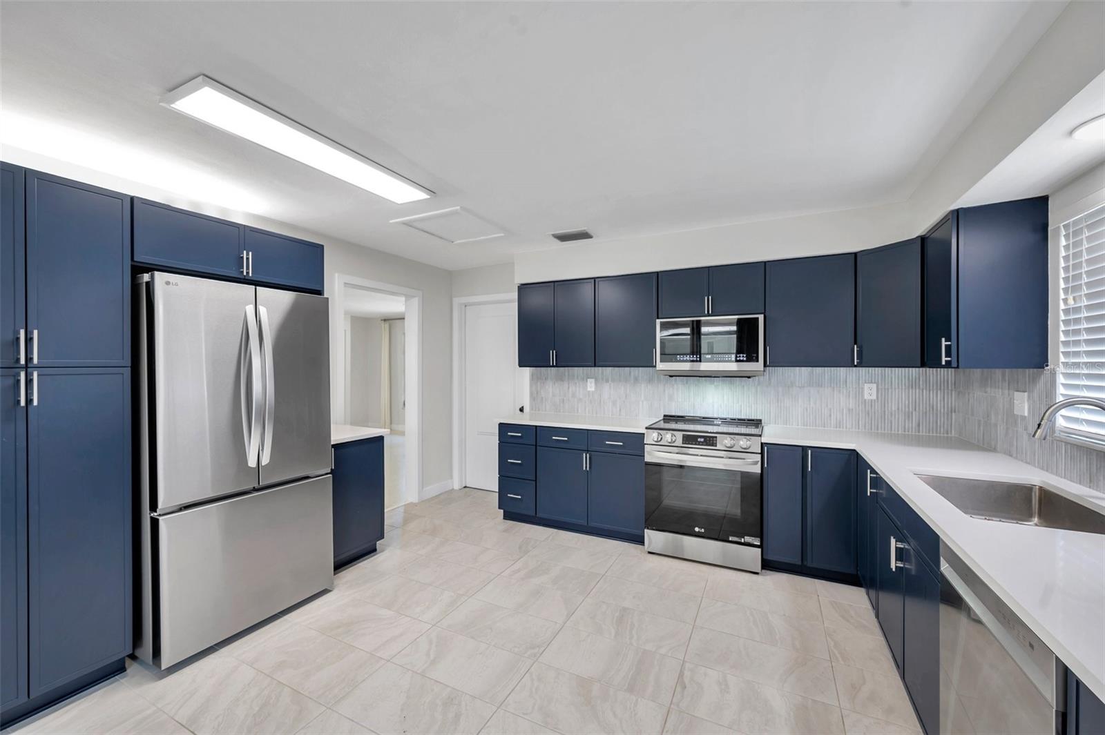 2049 HILLWOOD DR, CLEARWATER, FL, 33763