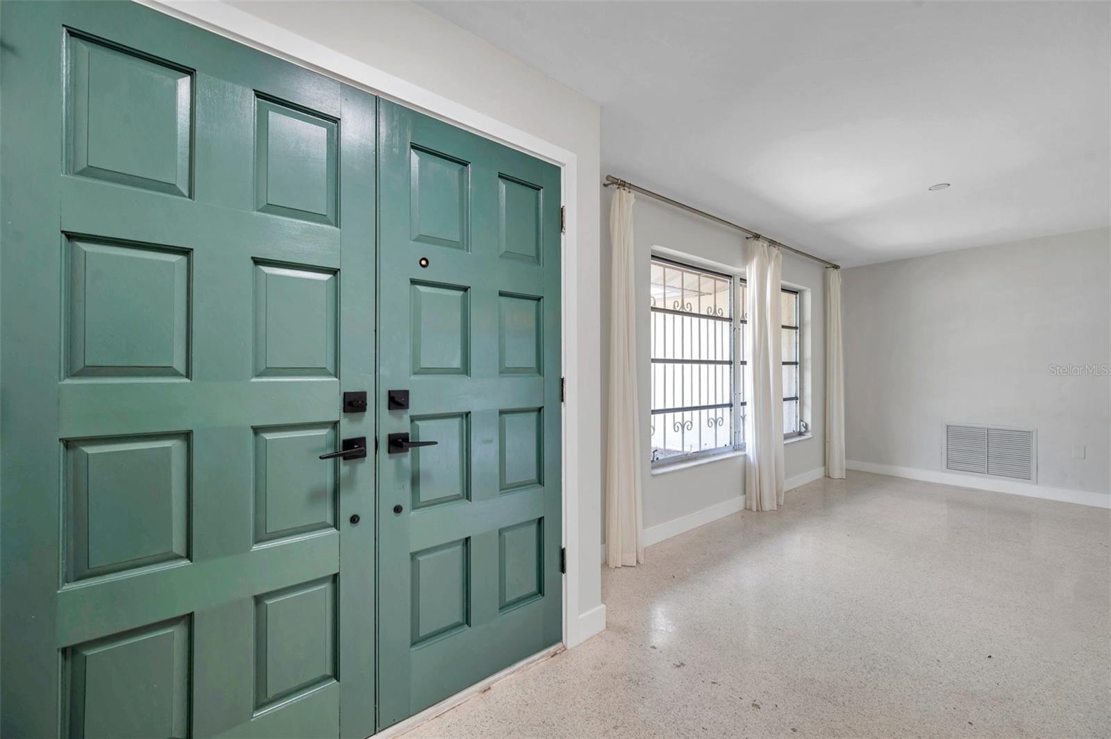 2049 HILLWOOD DR, CLEARWATER, FL, 33763