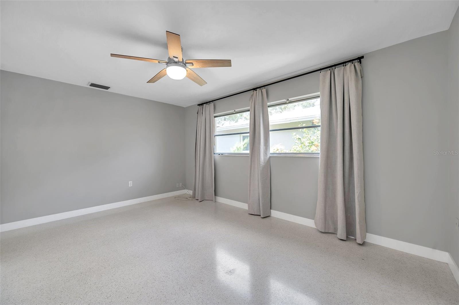 2049 HILLWOOD DR, CLEARWATER, FL, 33763
