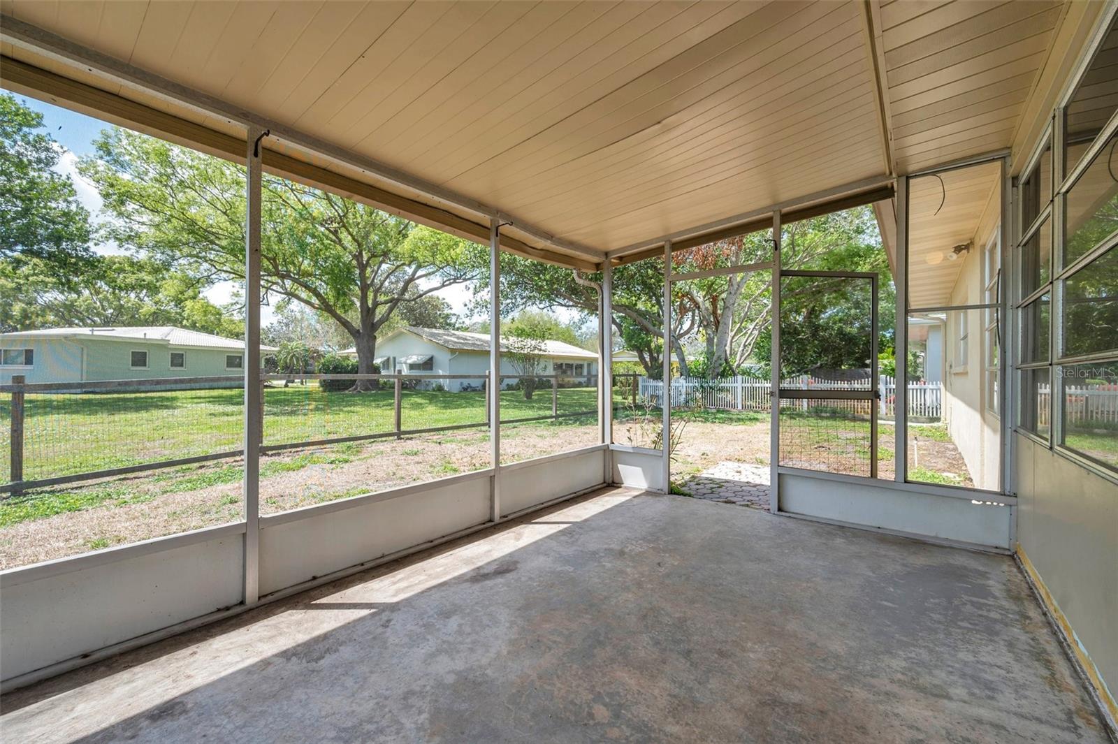 2049 HILLWOOD DR, CLEARWATER, FL, 33763