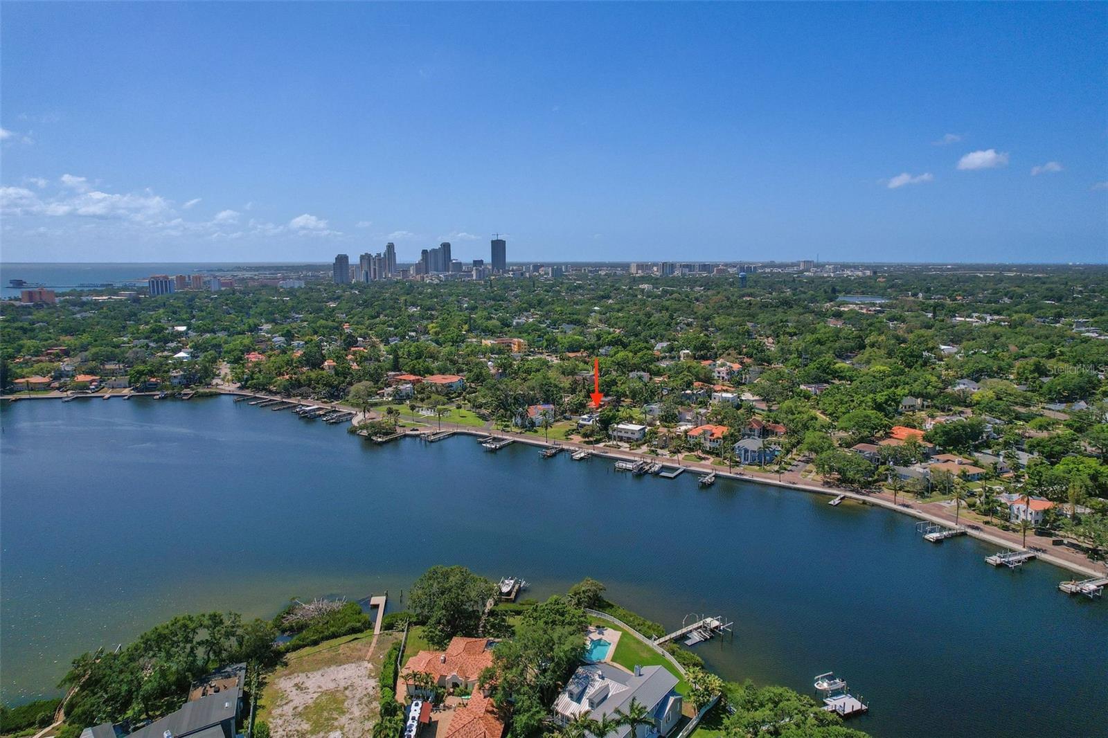 2320 COFFEE POT BLVD NE, ST PETERSBURG, FL, 33704