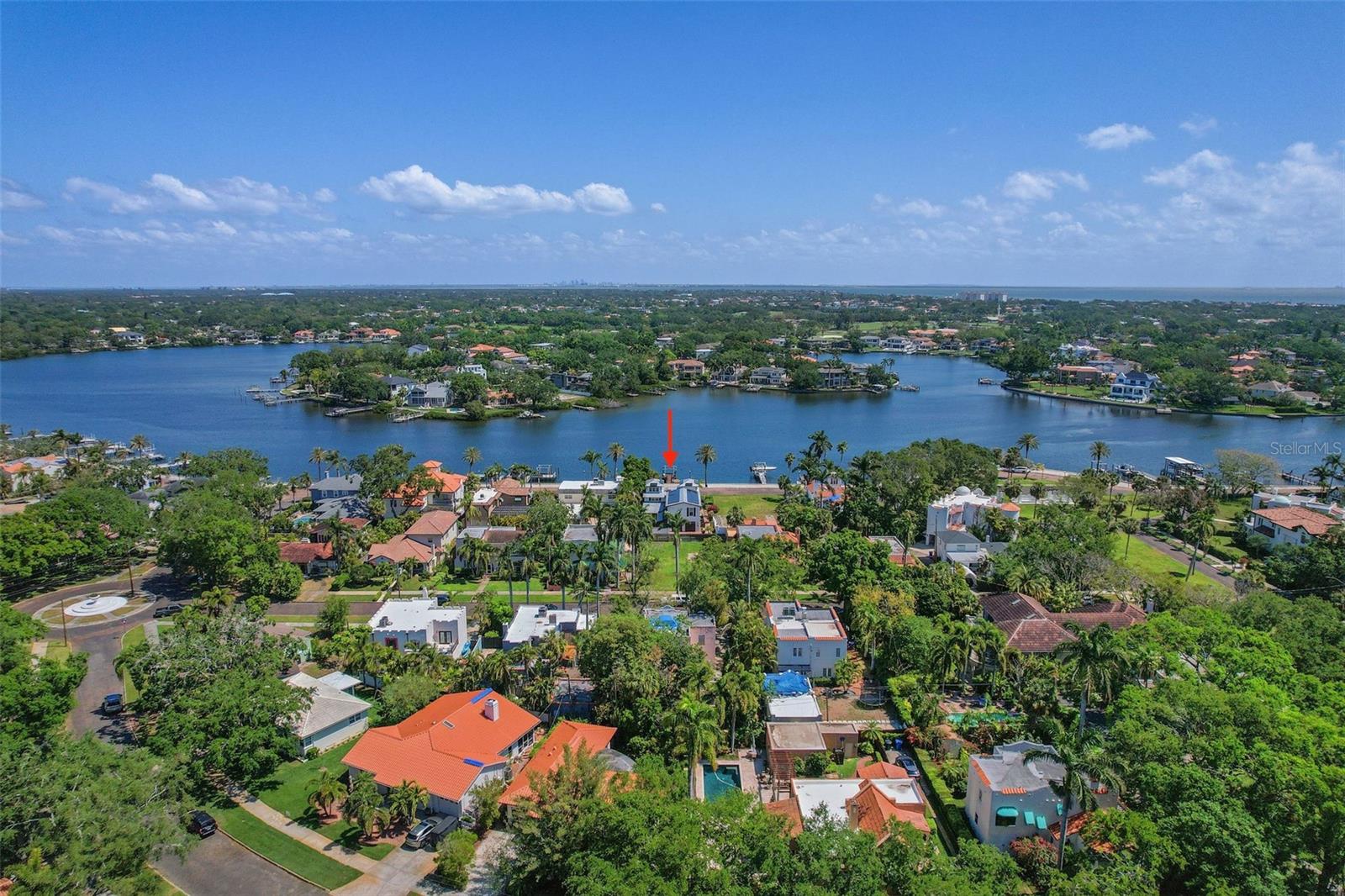 2320 COFFEE POT BLVD NE, ST PETERSBURG, FL, 33704