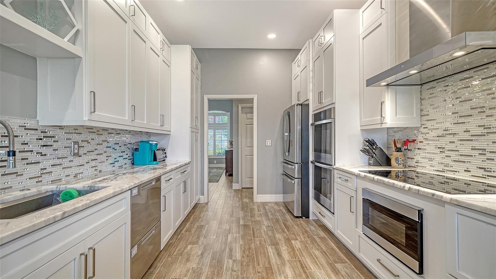 6105 WINCHESTER PL, SARASOTA, FL, 34243
