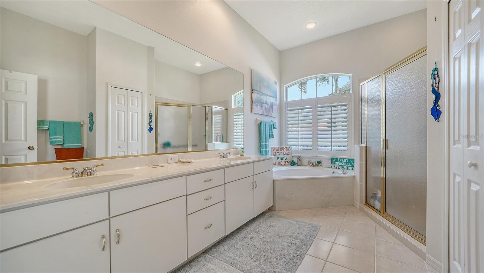 6105 WINCHESTER PL, SARASOTA, FL, 34243