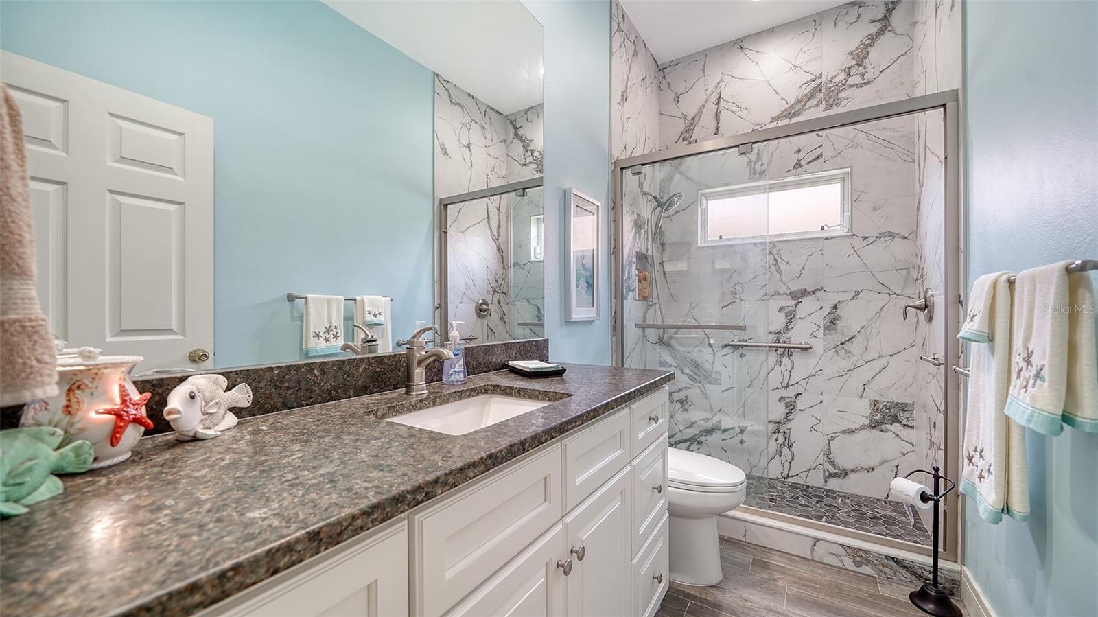 6105 WINCHESTER PL, SARASOTA, FL, 34243