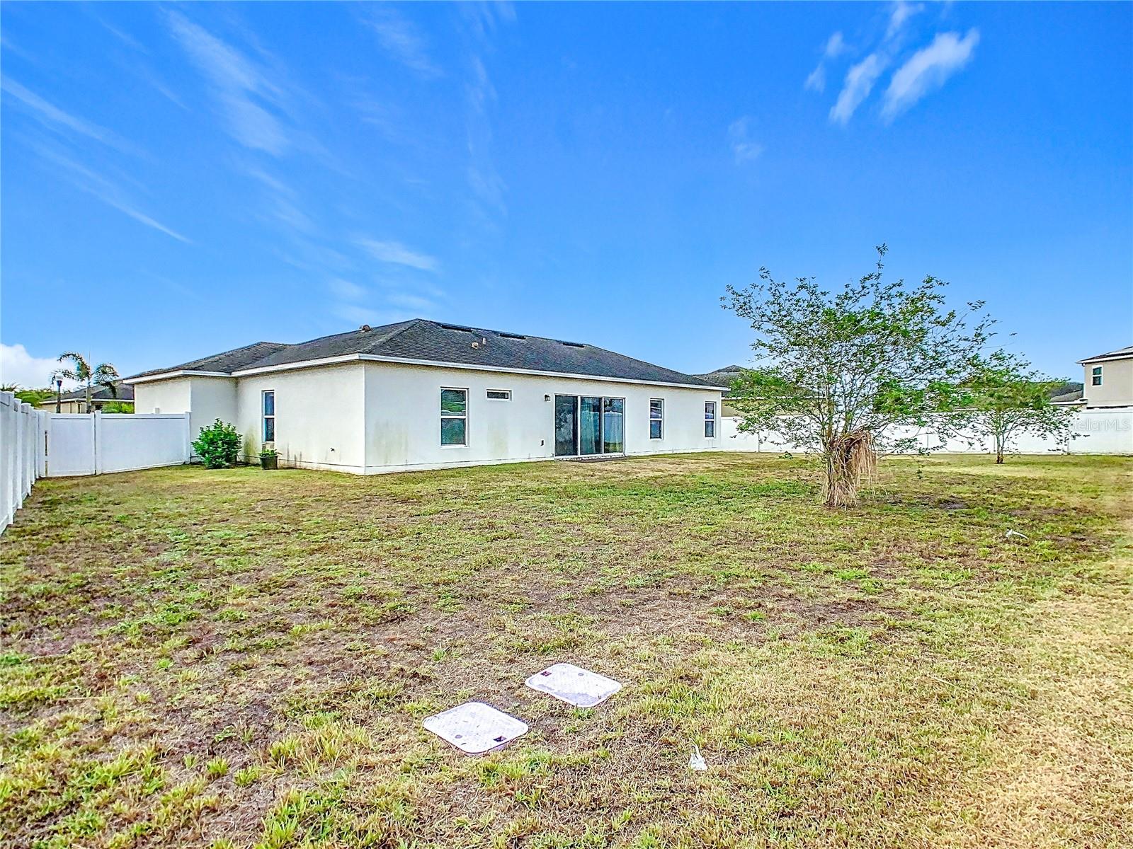 332 BLUE LAKE CIR, KISSIMMEE, FL, 34758
