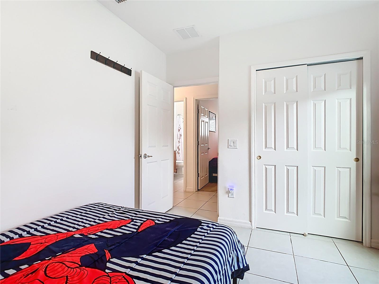 332 BLUE LAKE CIR, KISSIMMEE, FL, 34758