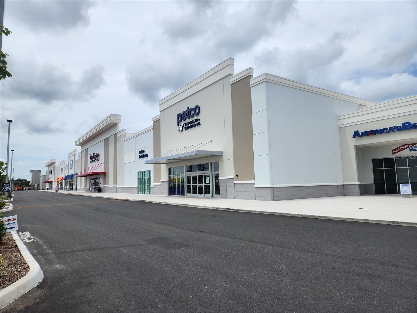 332 BLUE LAKE CIR, KISSIMMEE, FL, 34758