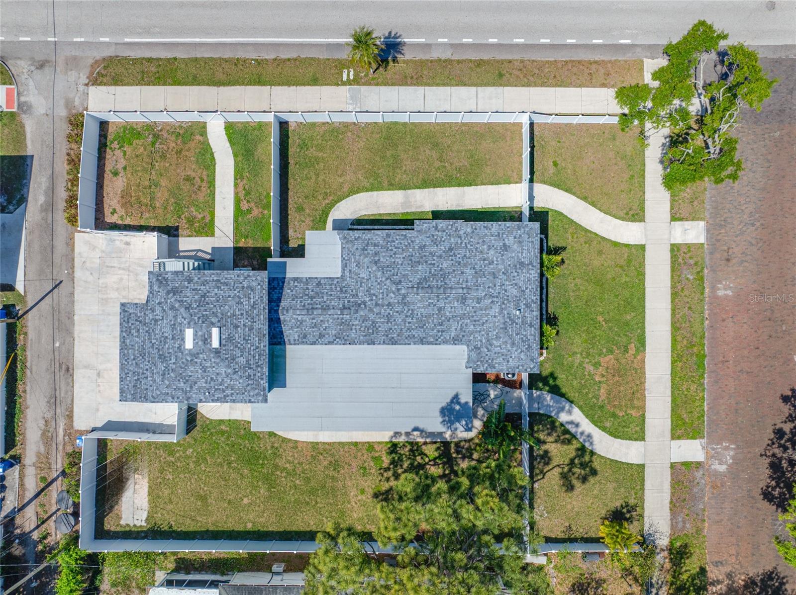 255 37TH ST N, ST PETERSBURG, FL, 33713