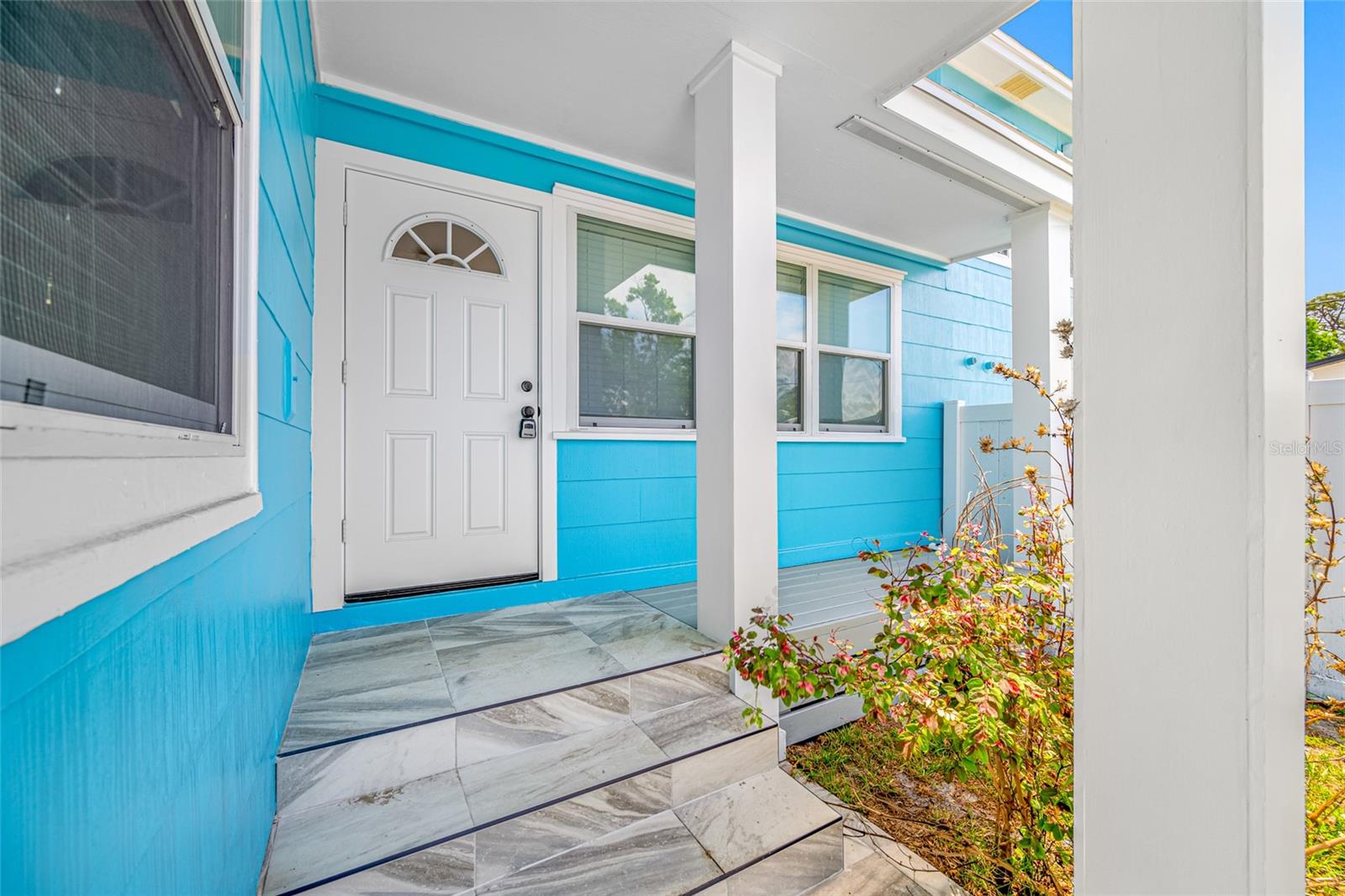 255 37TH ST N, ST PETERSBURG, FL, 33713