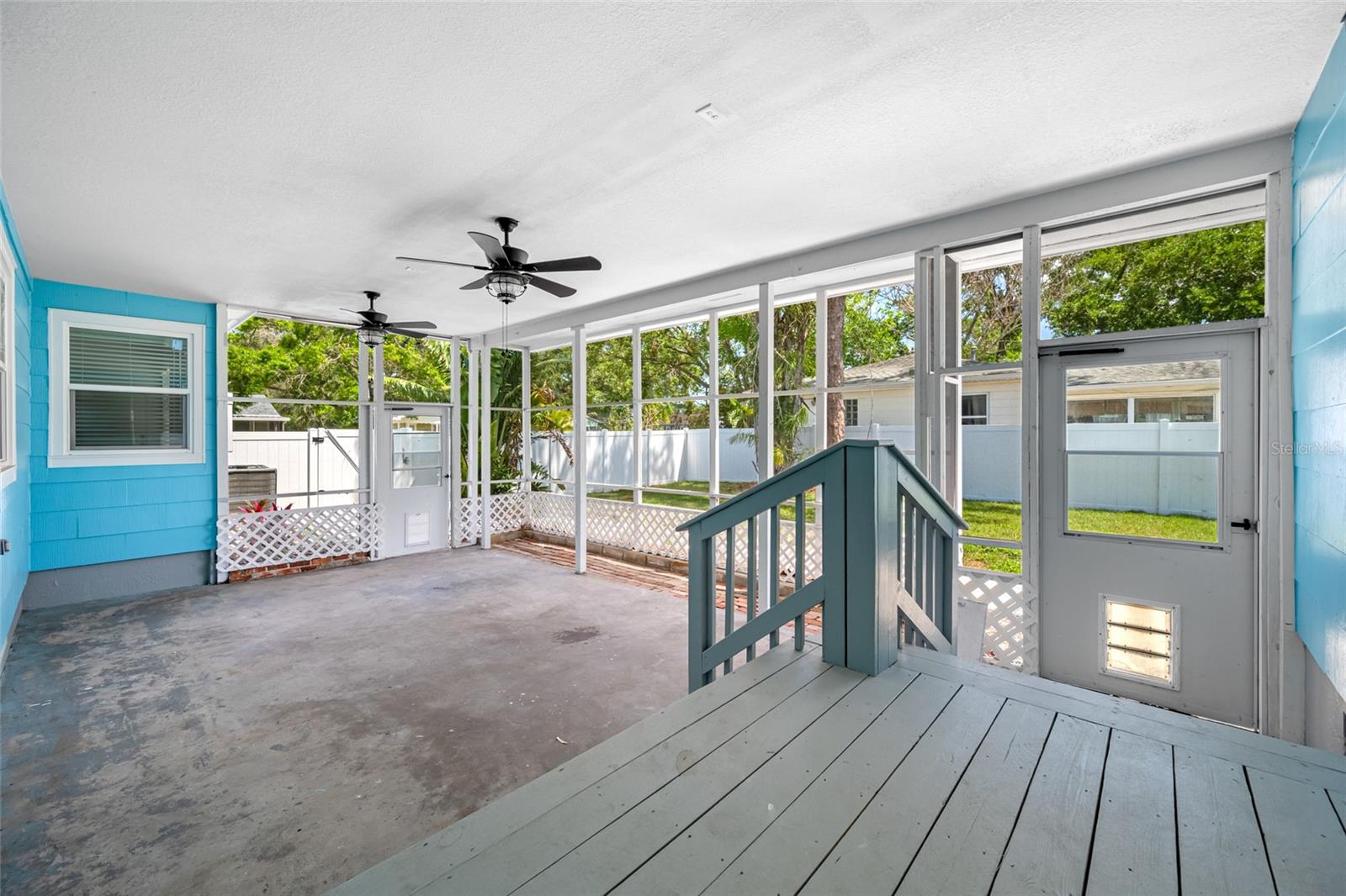 255 37TH ST N, ST PETERSBURG, FL, 33713