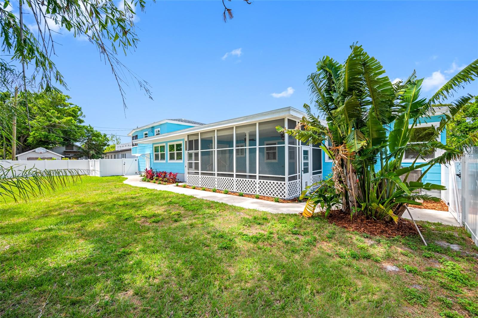 255 37TH ST N, ST PETERSBURG, FL, 33713