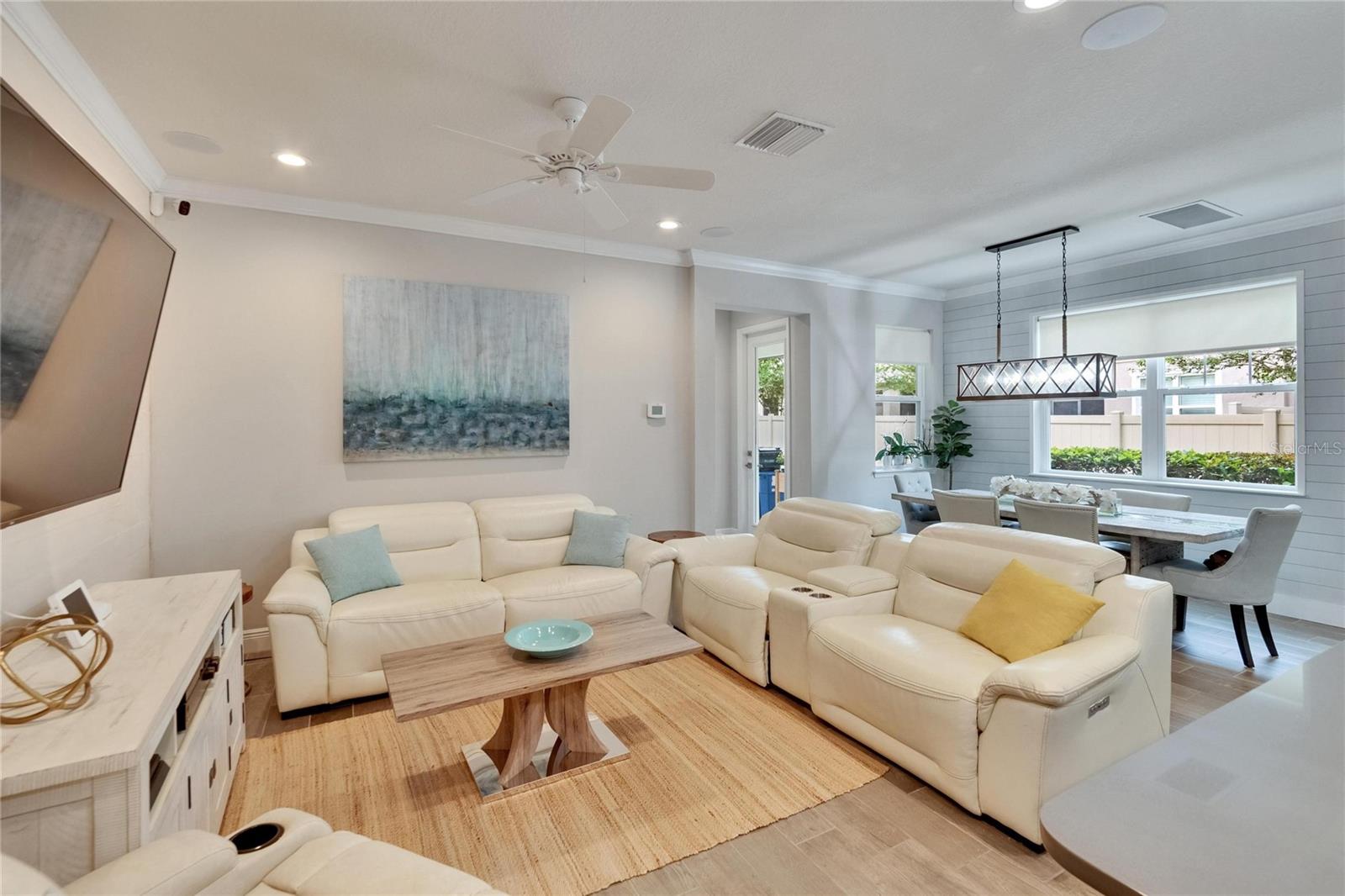 2117 LAKE WATERS PL, LUTZ, FL, 33558