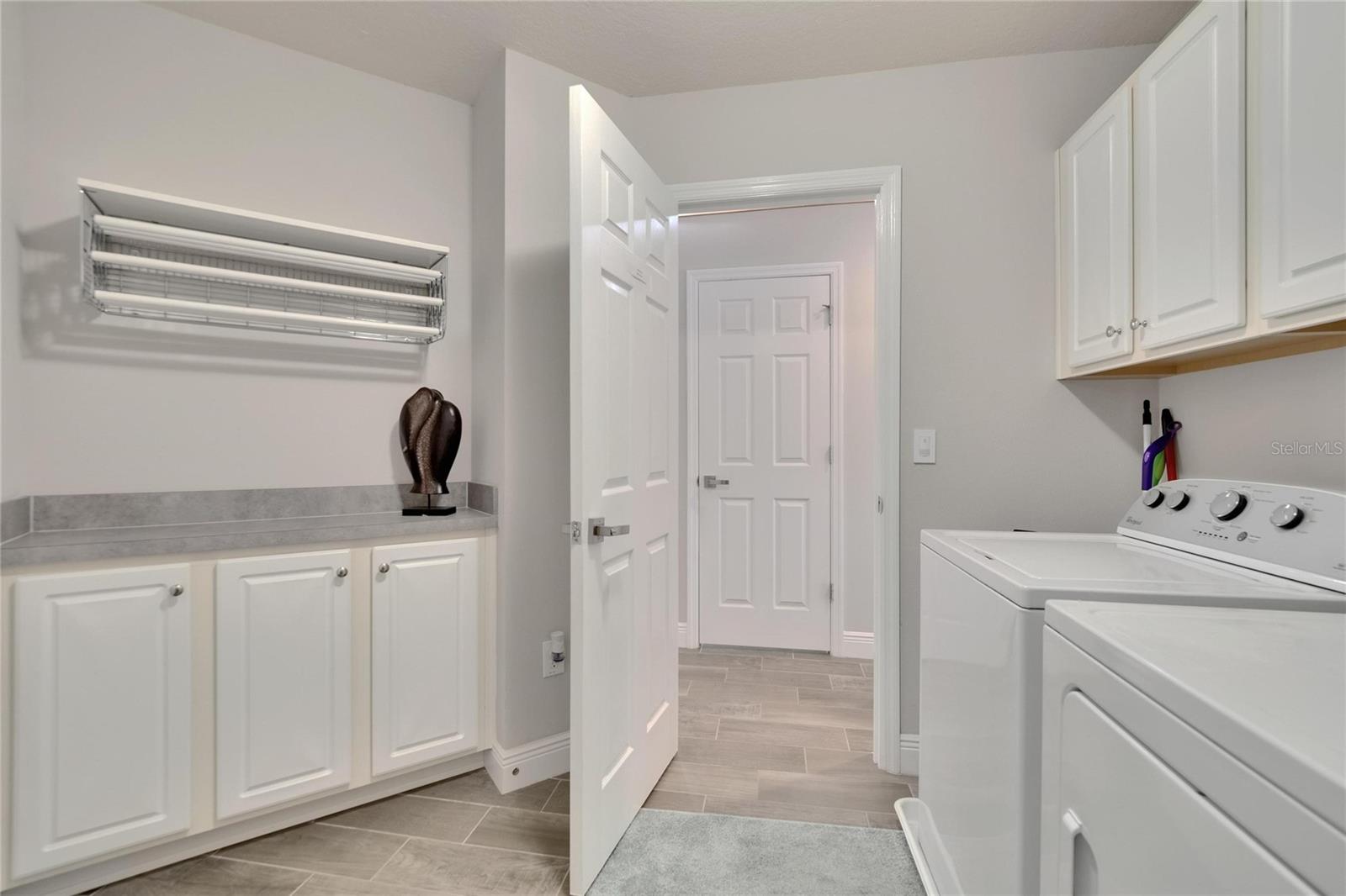 2117 LAKE WATERS PL, LUTZ, FL, 33558