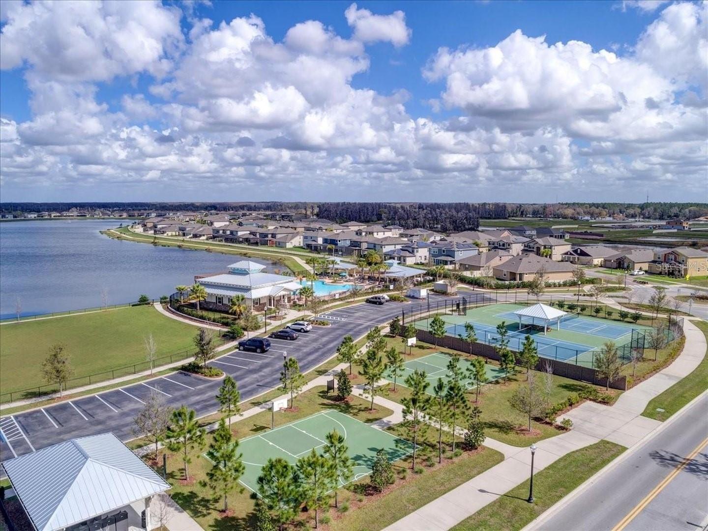 2117 LAKE WATERS PL, LUTZ, FL, 33558