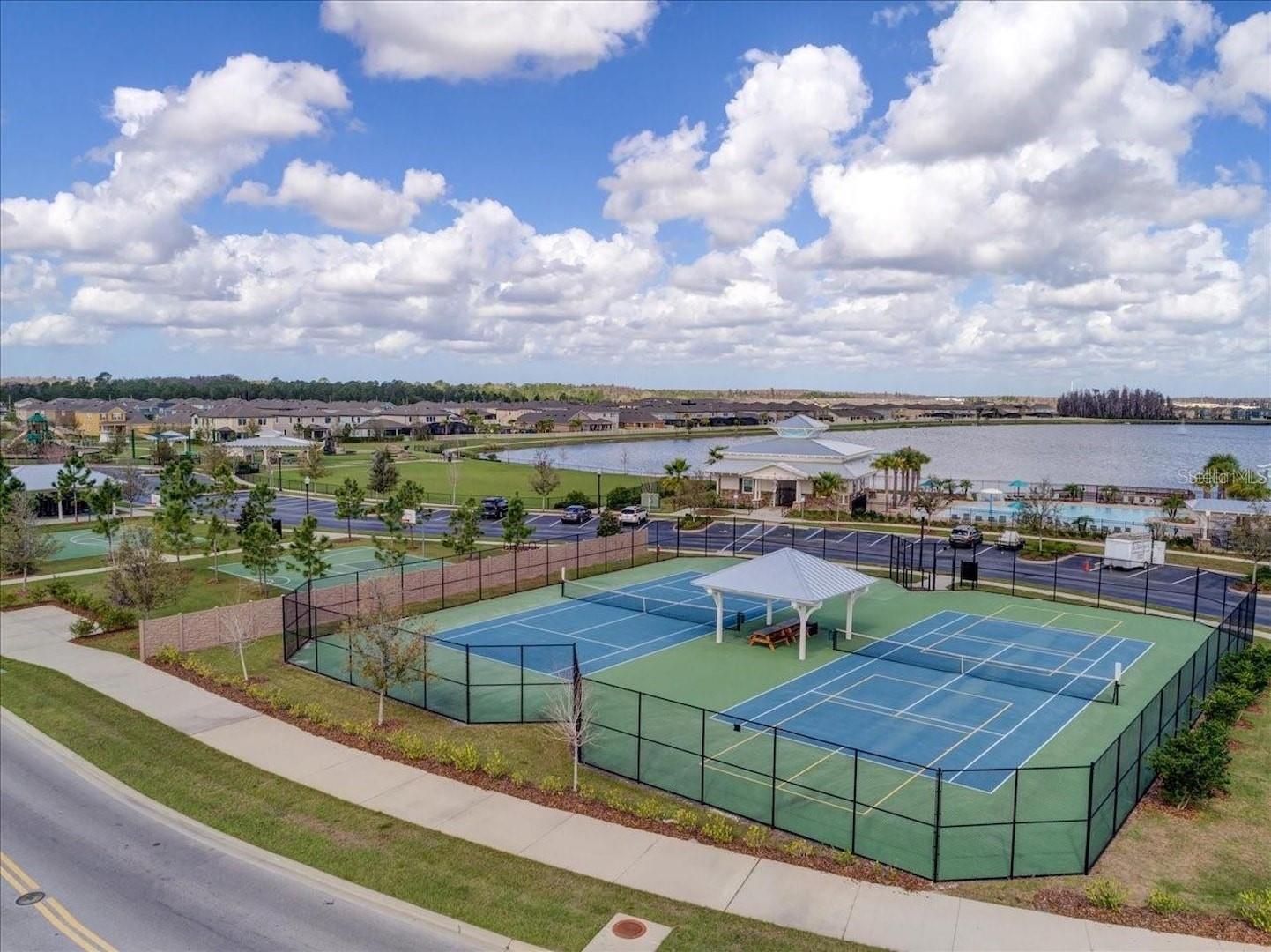 2117 LAKE WATERS PL, LUTZ, FL, 33558