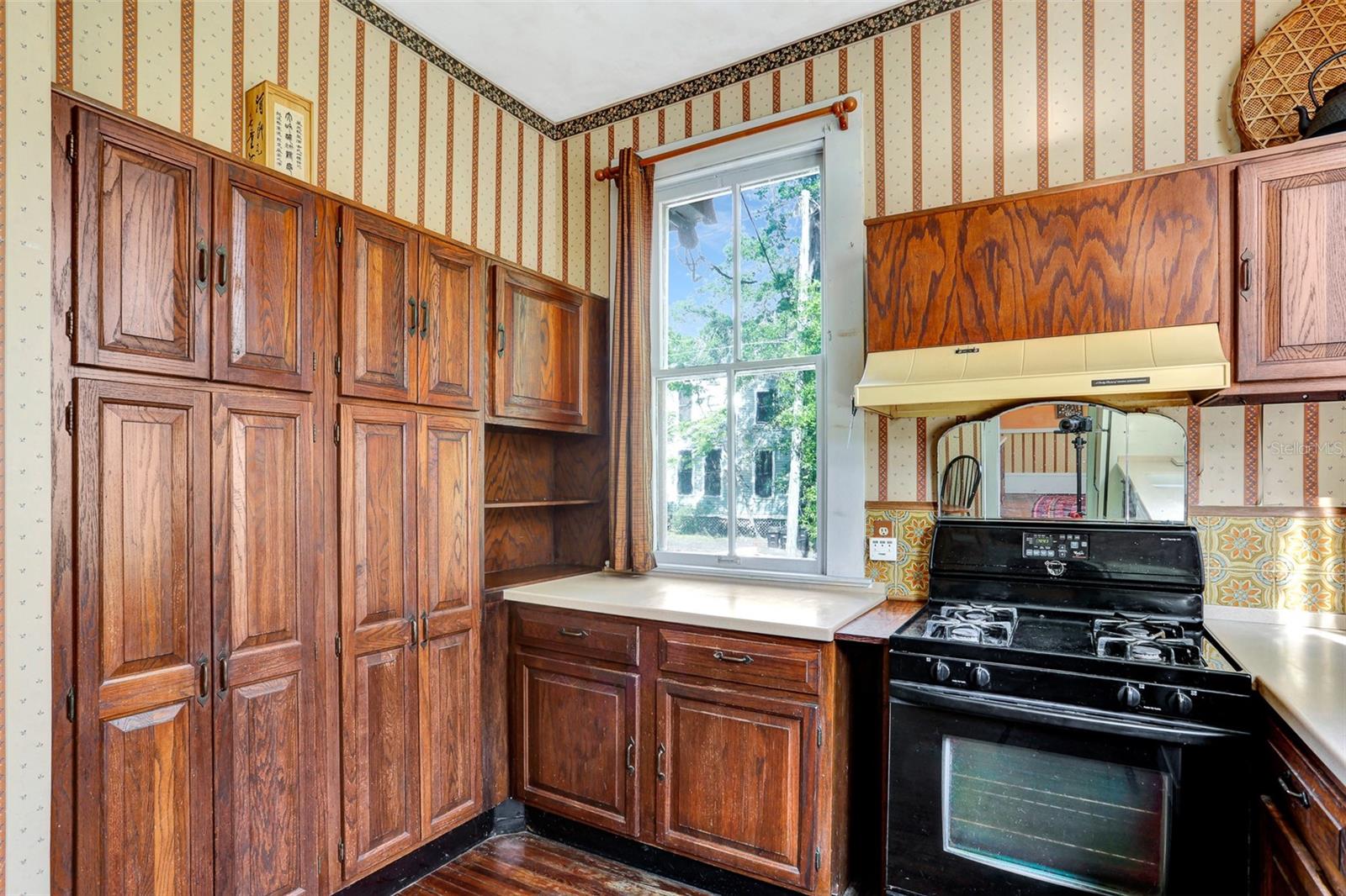 417 NE 4TH AVENUE, GAINESVILLE, FL, 32601