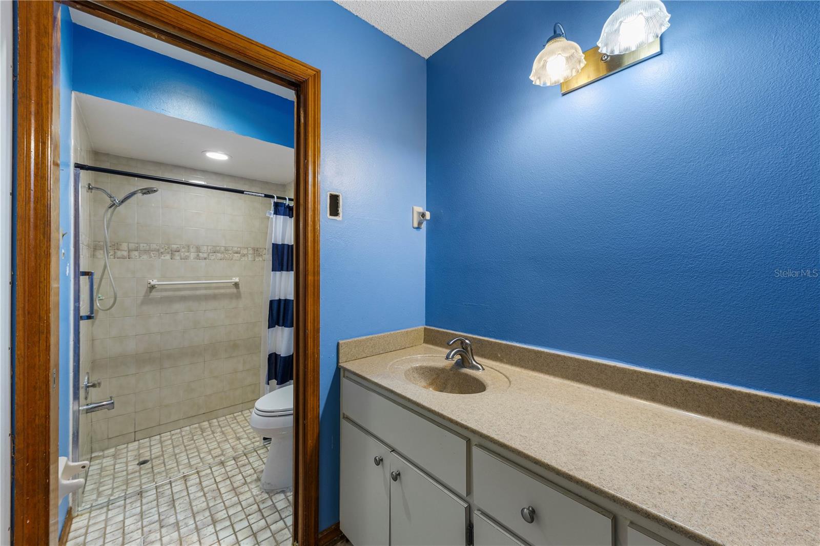 2081 N NORMANDY BLVD, DELTONA, FL, 32725