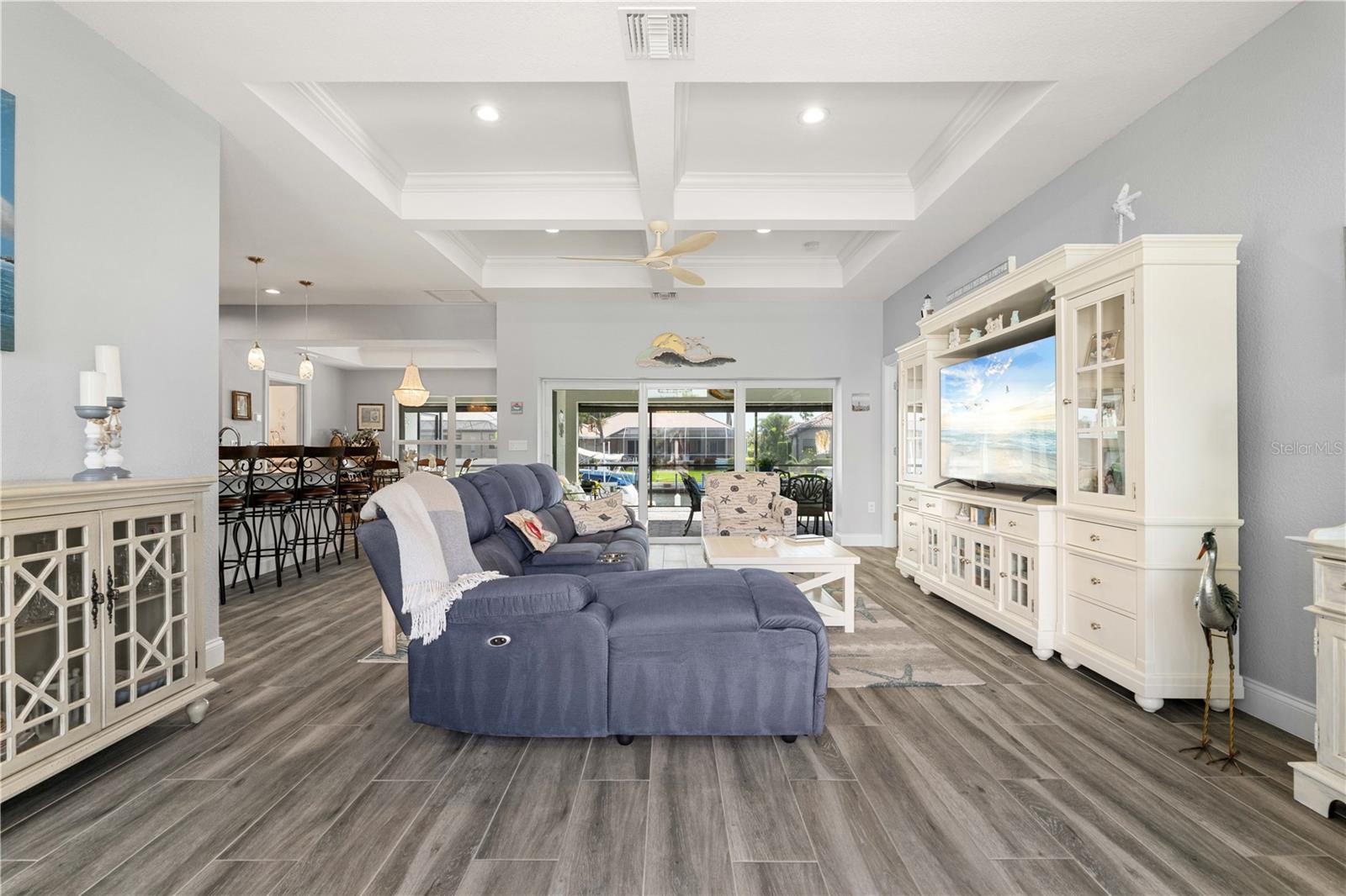 571 PORT BENDRES DR, PUNTA GORDA, FL, 33950