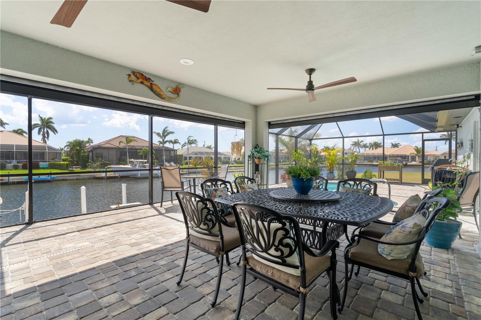 571 PORT BENDRES DR, PUNTA GORDA, FL, 33950