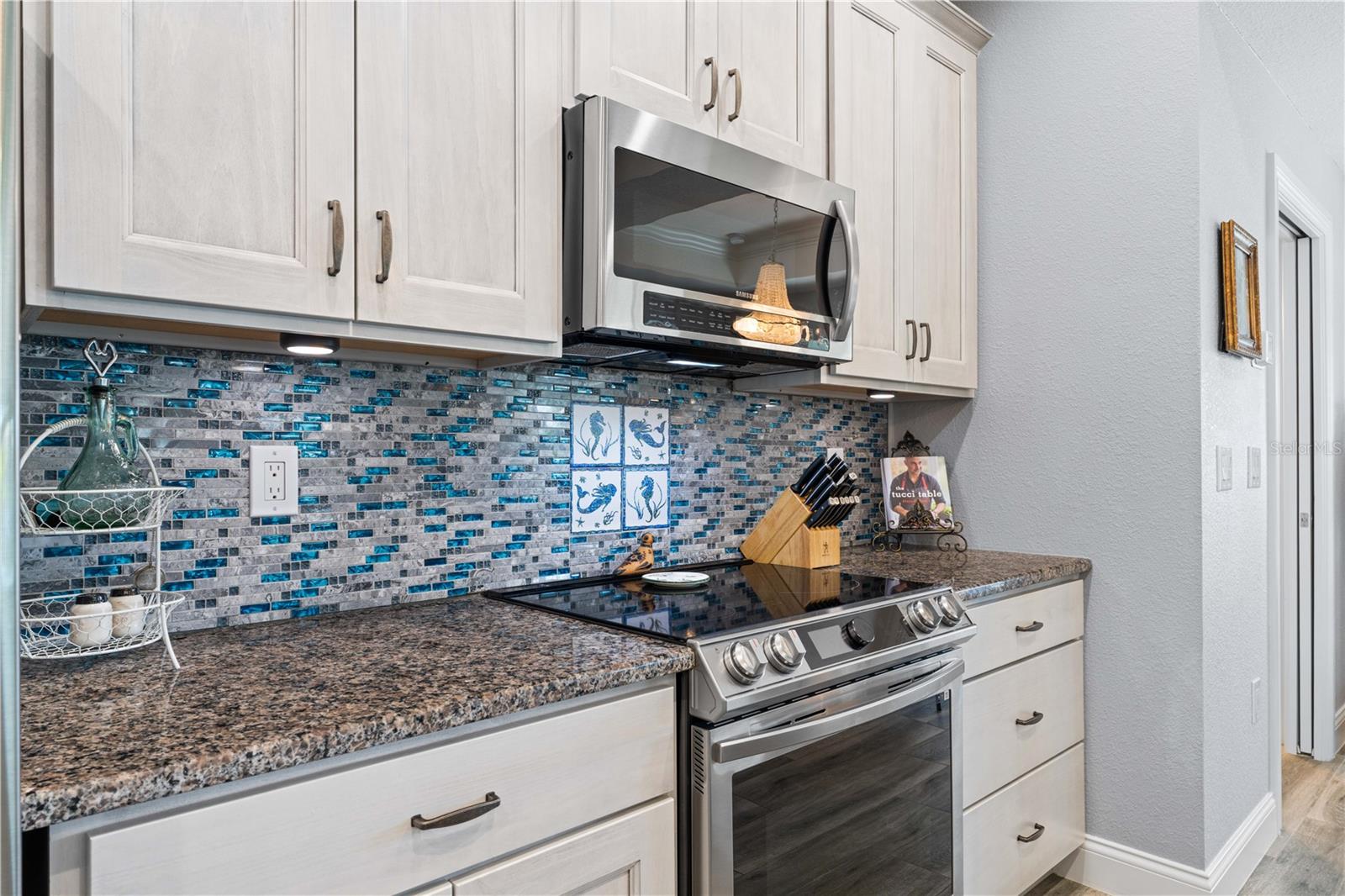 571 PORT BENDRES DR, PUNTA GORDA, FL, 33950
