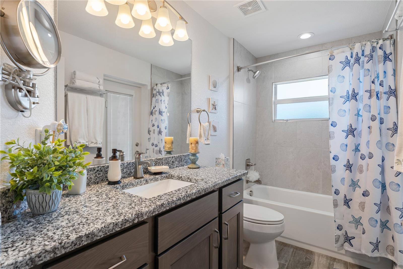 571 PORT BENDRES DR, PUNTA GORDA, FL, 33950