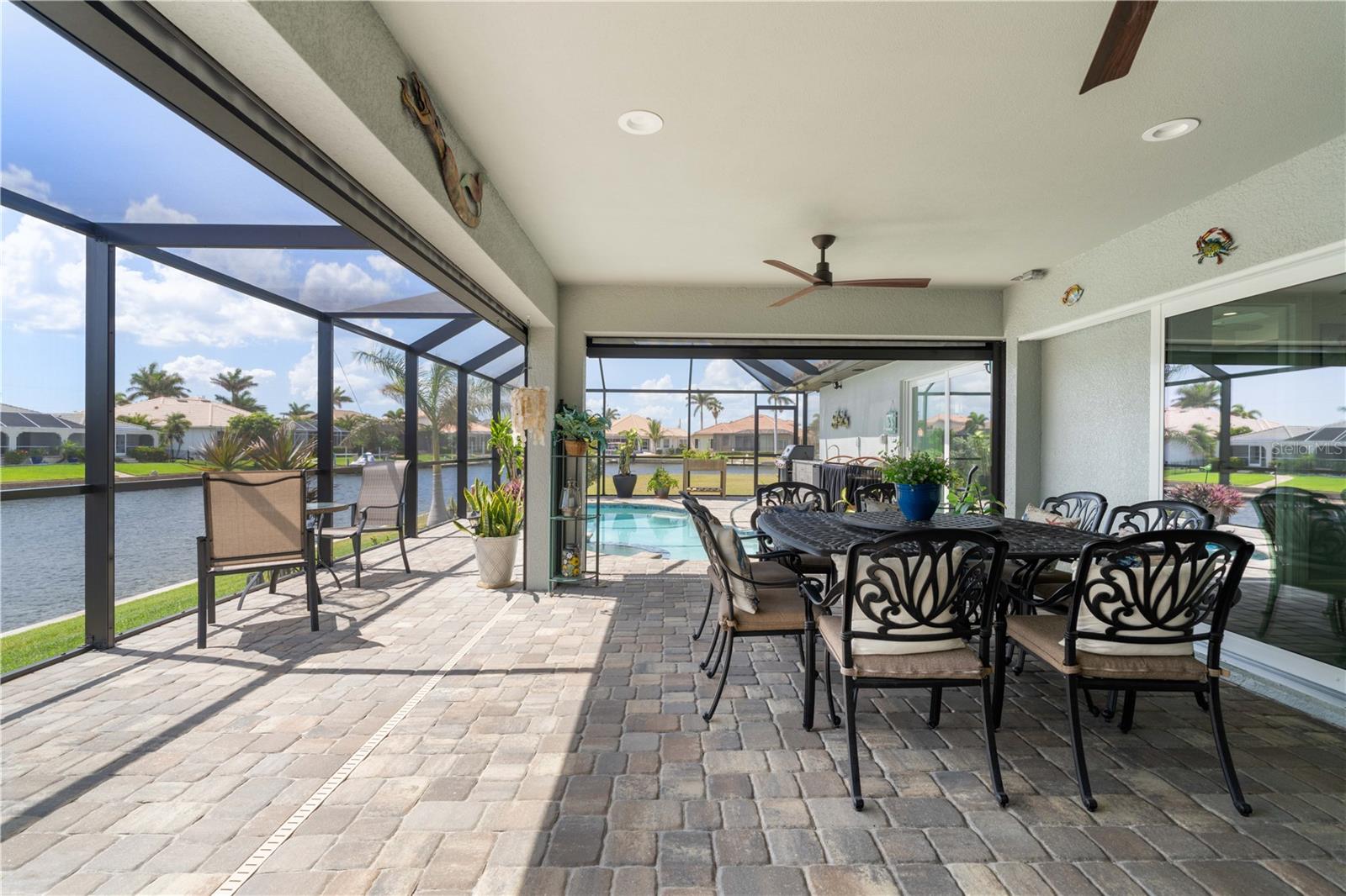 571 PORT BENDRES DR, PUNTA GORDA, FL, 33950
