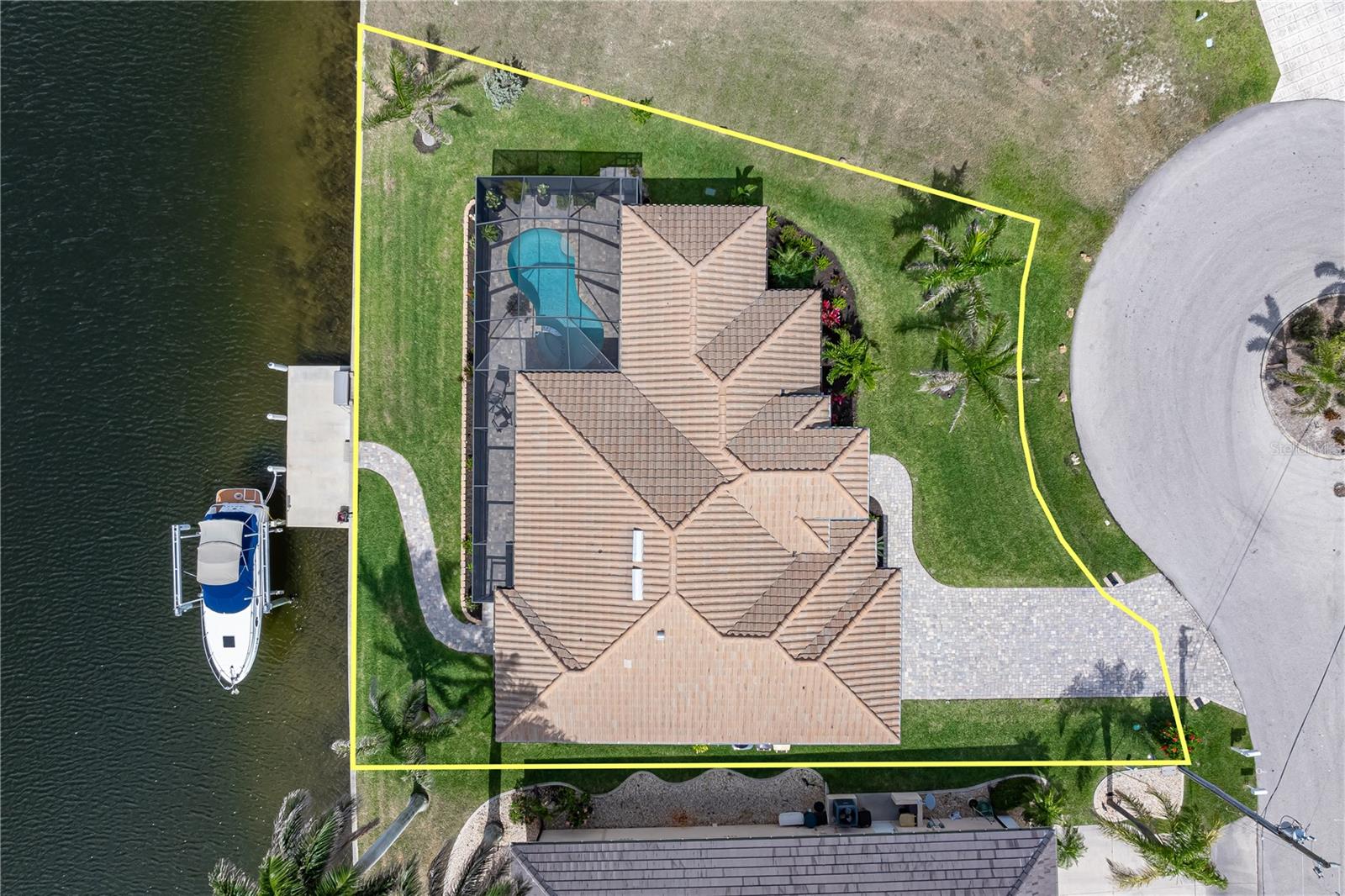 571 PORT BENDRES DR, PUNTA GORDA, FL, 33950