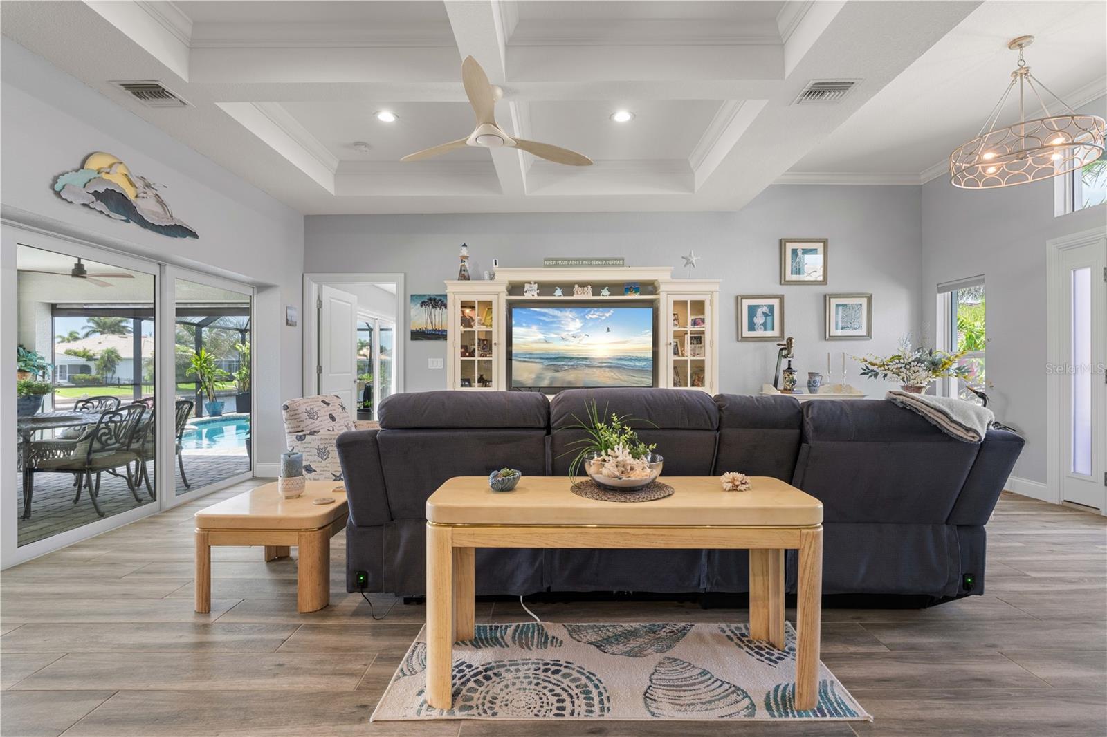 571 PORT BENDRES DR, PUNTA GORDA, FL, 33950