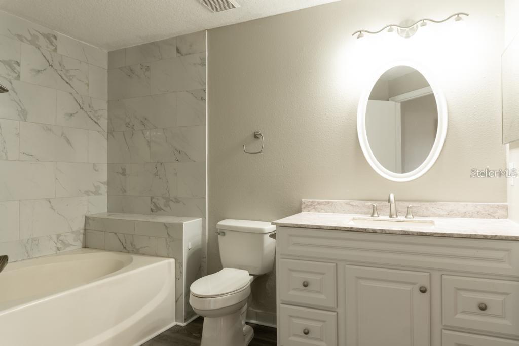 5560 METROWEST BLVD NW #106, ORLANDO, FL, 32811