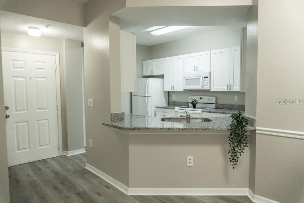 5560 METROWEST BLVD NW #106, ORLANDO, FL, 32811
