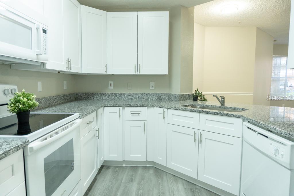 5560 METROWEST BLVD NW #106, ORLANDO, FL, 32811