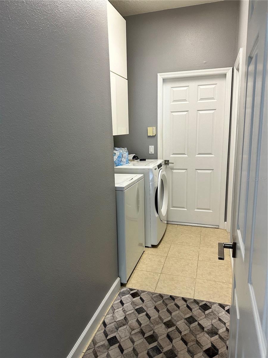 8517 BRAMWELL WAY, TAMPA, FL, 33647