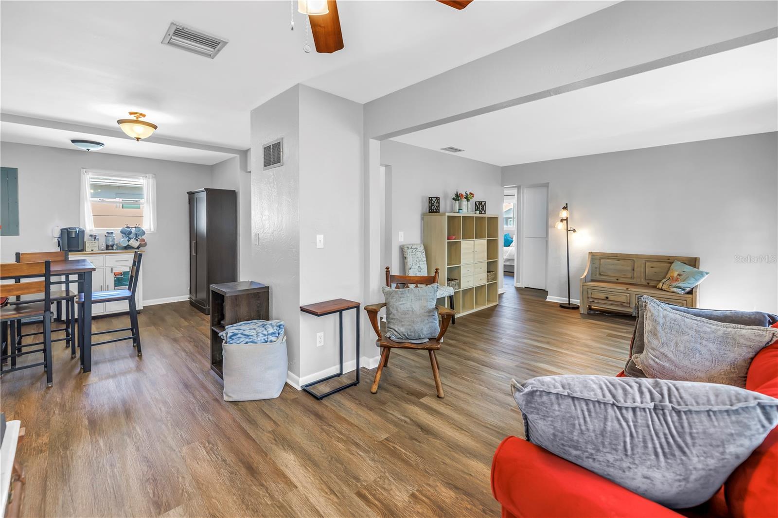 500 39TH AVE N, ST PETERSBURG, FL, 33703