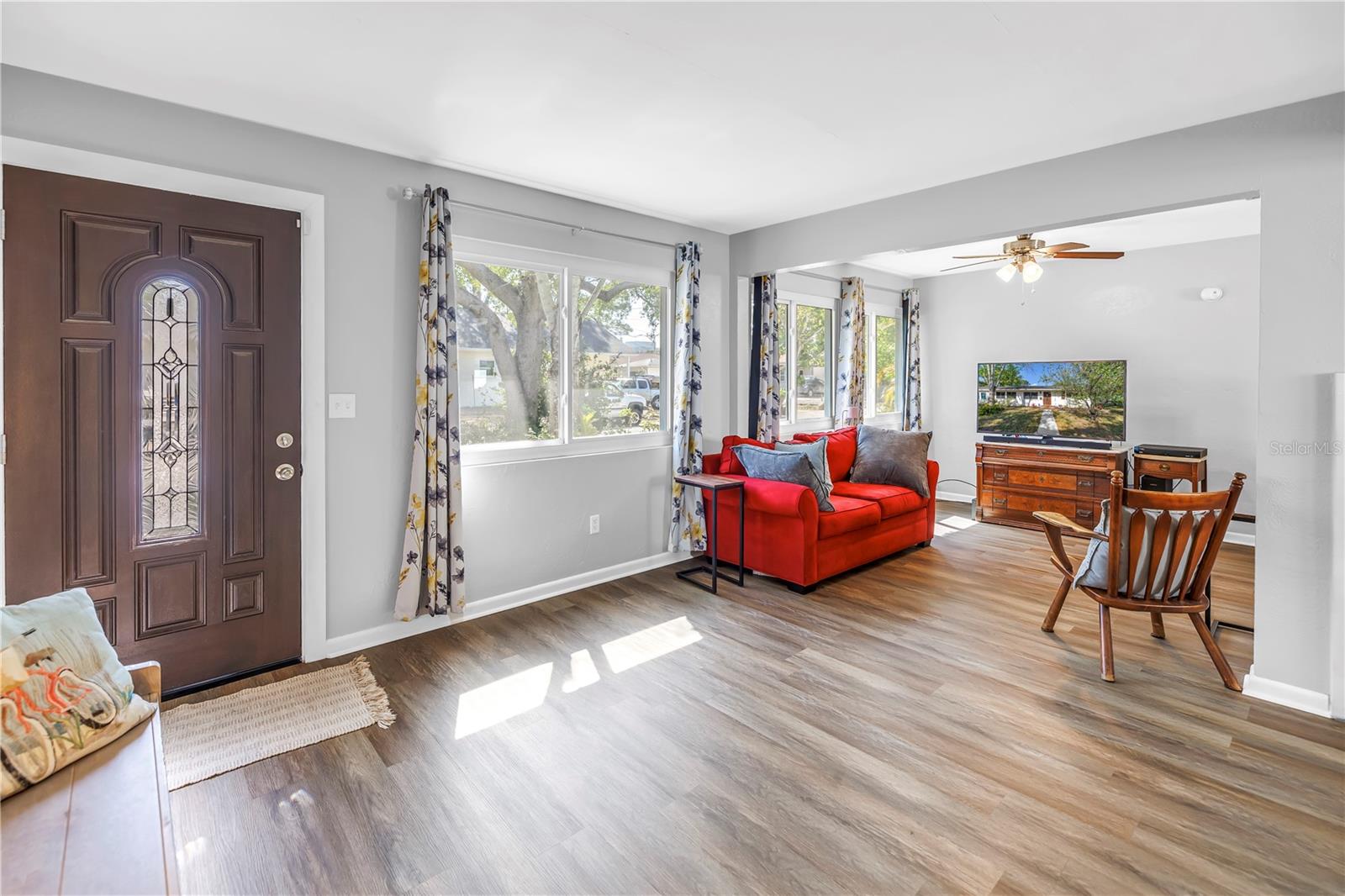 500 39TH AVE N, ST PETERSBURG, FL, 33703