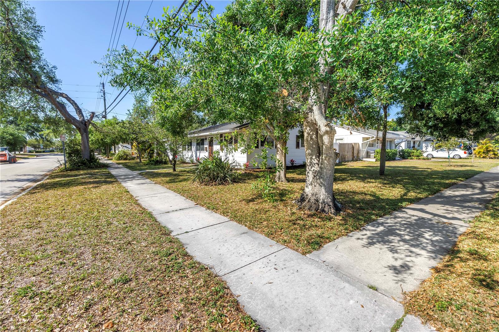 500 39TH AVE N, ST PETERSBURG, FL, 33703