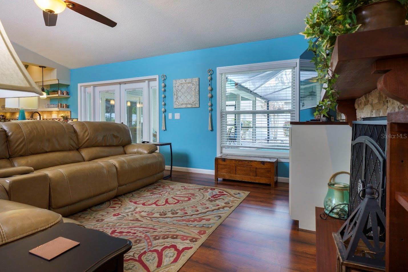 12817 WALLINGFORD DR, TAMPA, FL, 33624