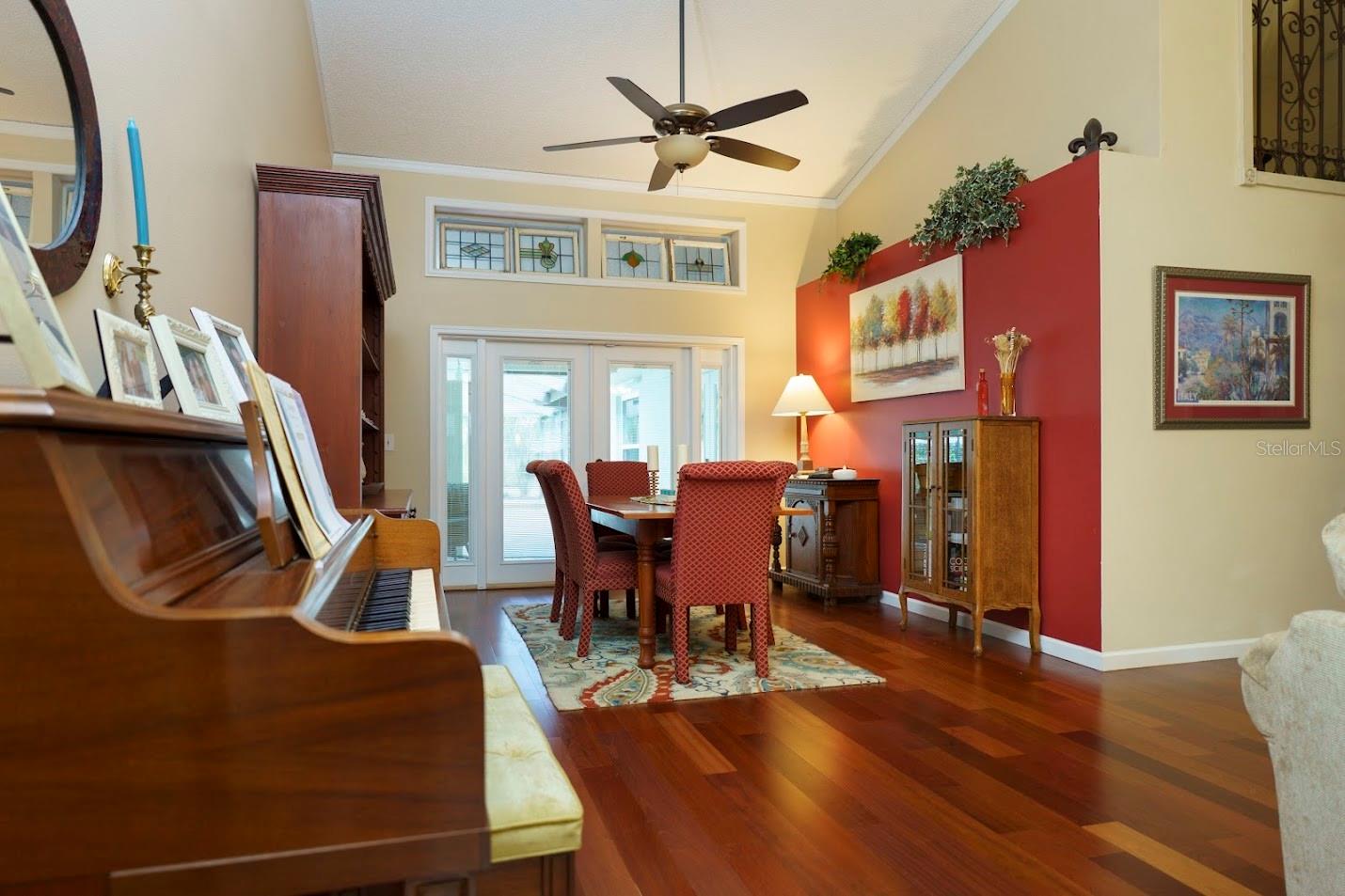 12817 WALLINGFORD DR, TAMPA, FL, 33624