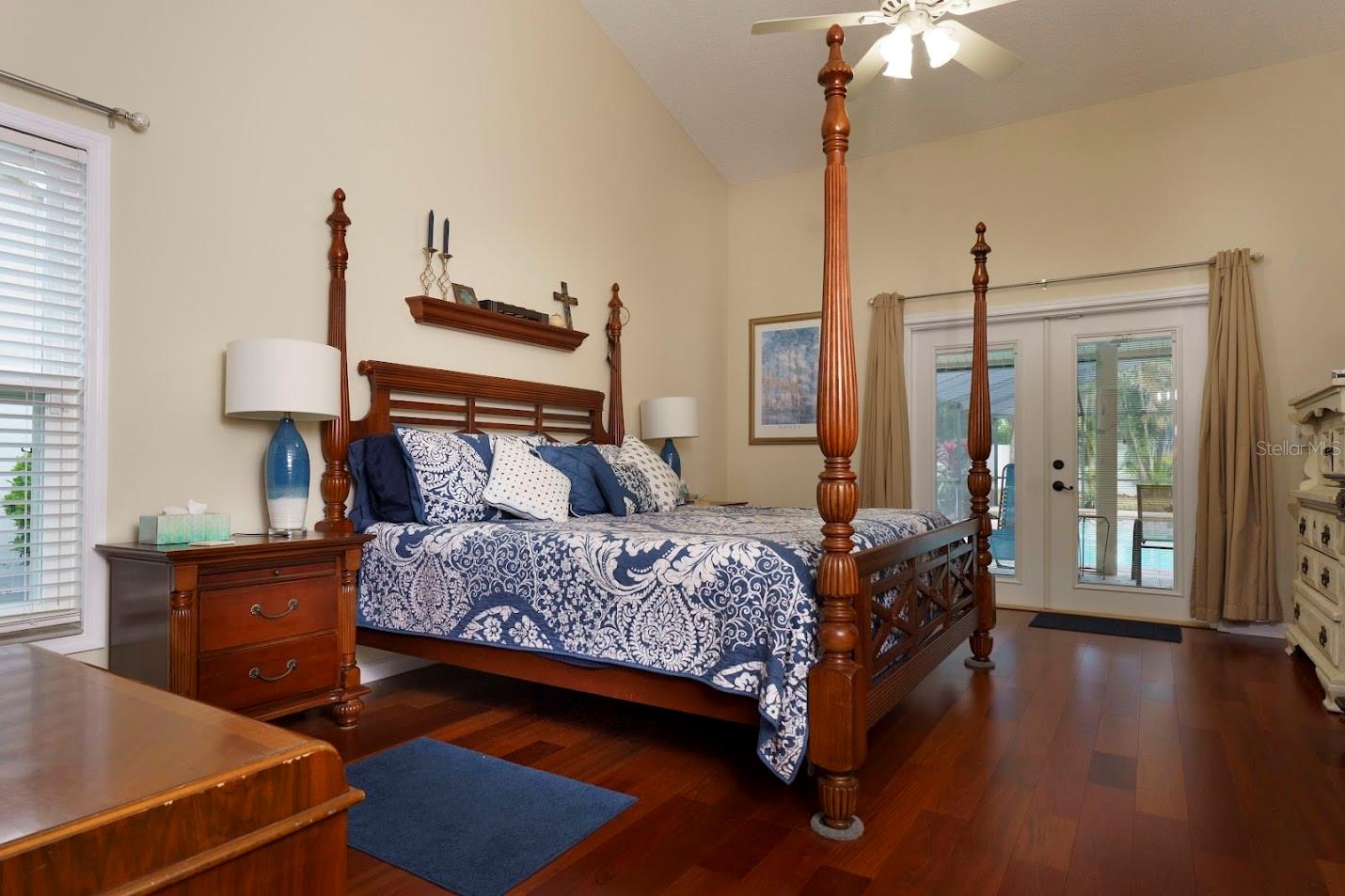 12817 WALLINGFORD DR, TAMPA, FL, 33624